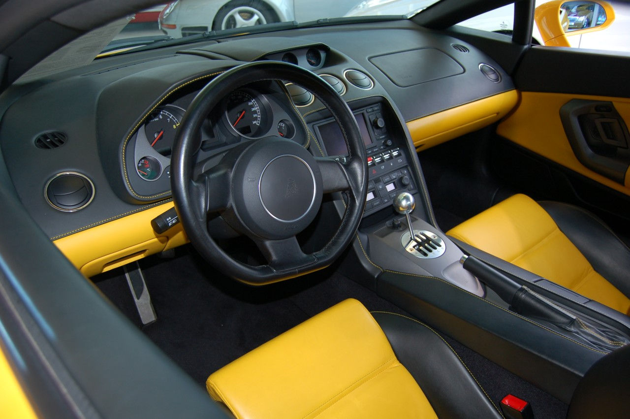 Wallpaper #QmhIF5MBSpphPi3-cg7_239 Filelamborghini Gallardo Interiorjpg Wikimedia Commons