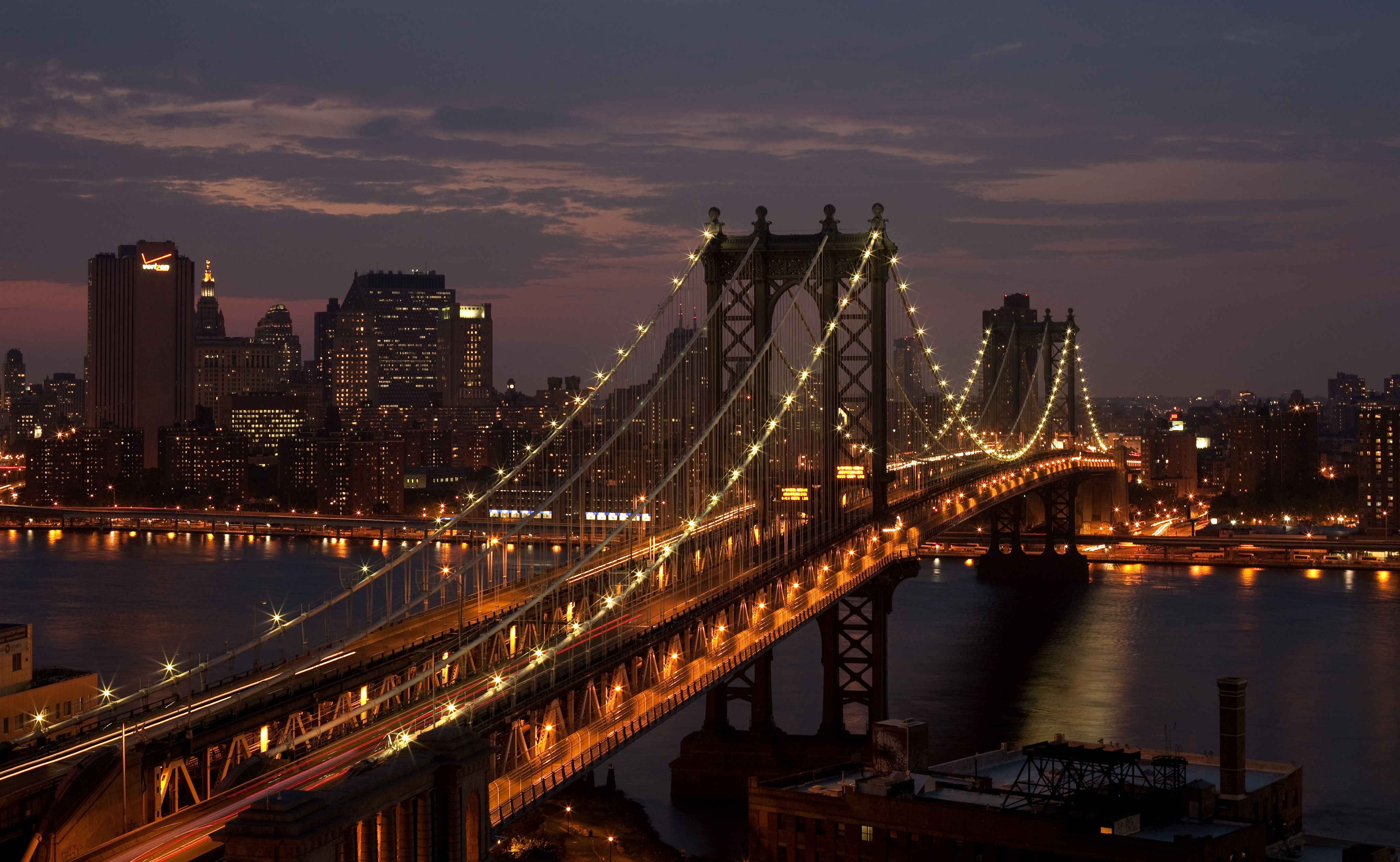 Wallpaper #66e34 Brooklyn Bridge in New York the Iconic Crossing Between Manhattan and