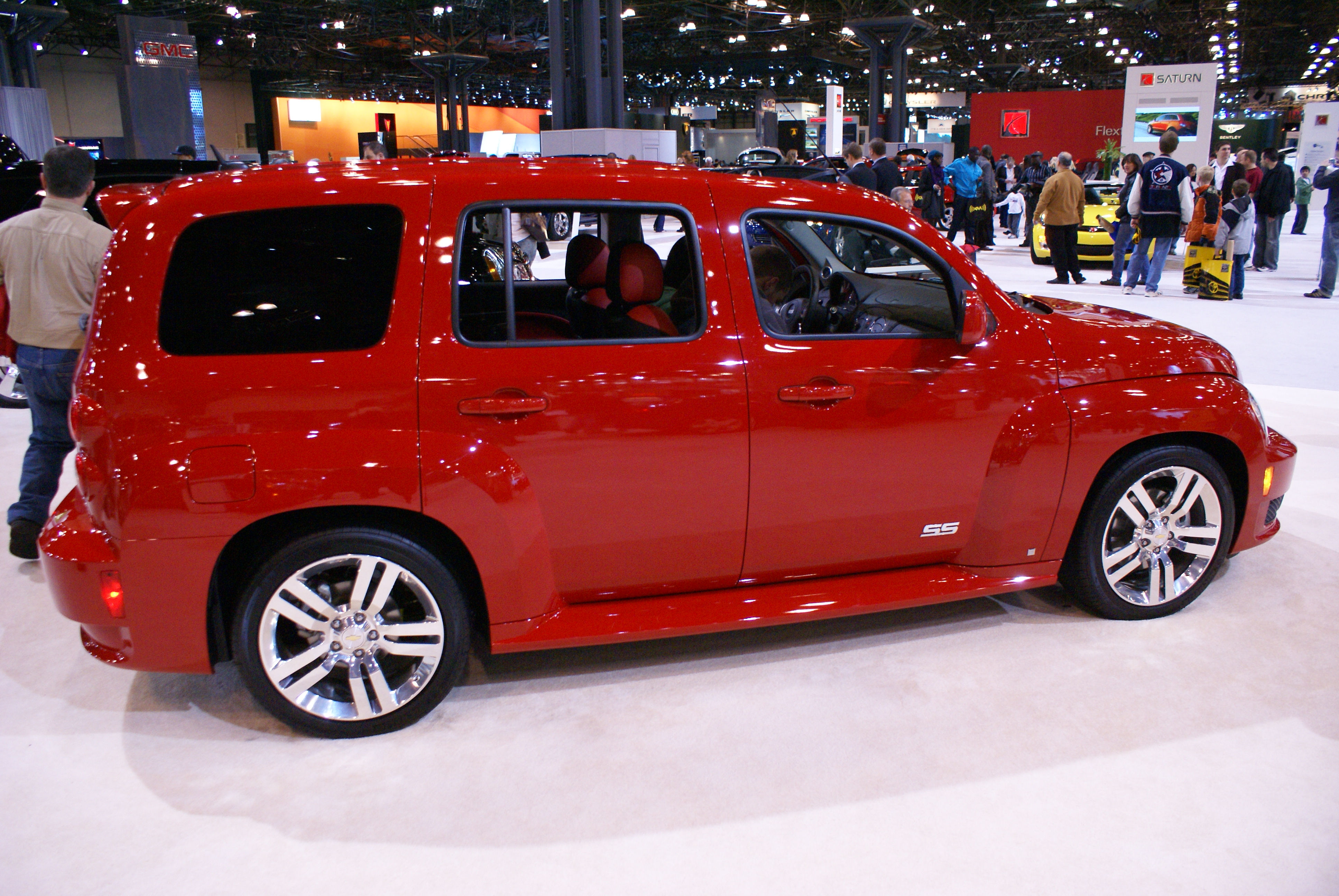 Wallpaper #9EK8PZMBOBpx0NhmxMUj285 Filebright Red Car on Display at New York International Auto Showjpg