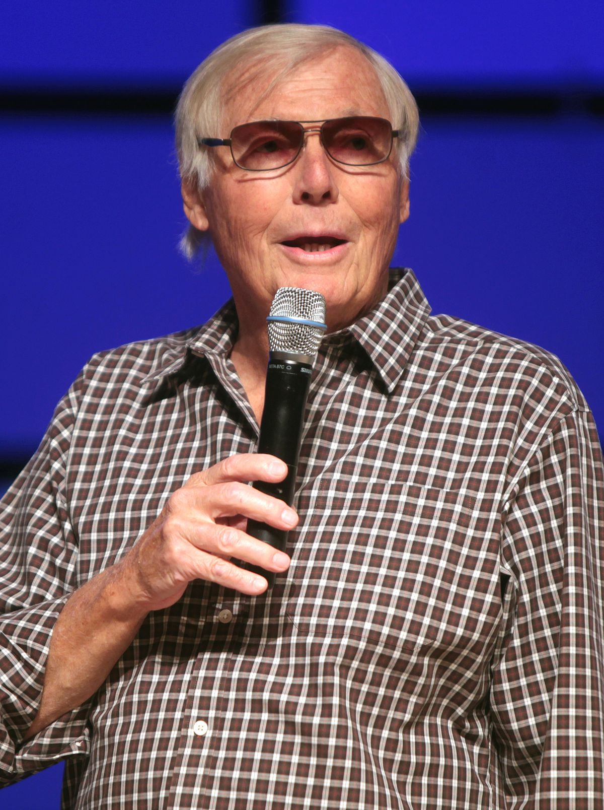 Wallpaper #zWdqCZMBSpphPi3-2s_N329 Adam West Wikipedia