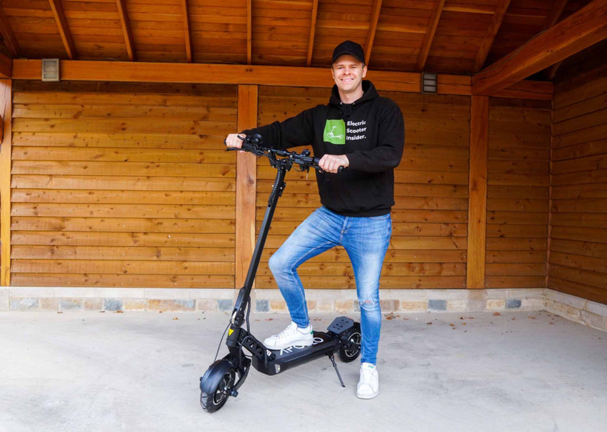 Wallpaper #kupIU5MBlwTYPL18XQoi295 Apollo Ghost 2022 Review Best Dual Motor Electric Scooter