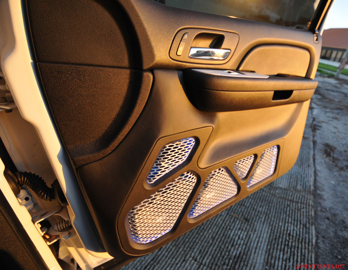 Wallpaper #fn0l8Y4Bnwiau_P64gim51 Upholstery Orlando Custom Audio