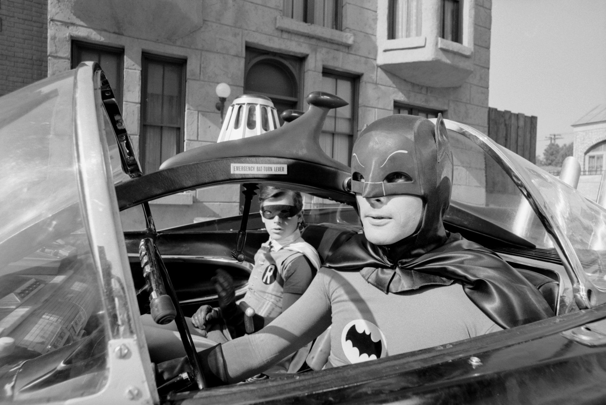 Wallpaper #x2c8CpMBSpphPi3-T9Og252 Notable Deaths 2017 Adam West the New York Times