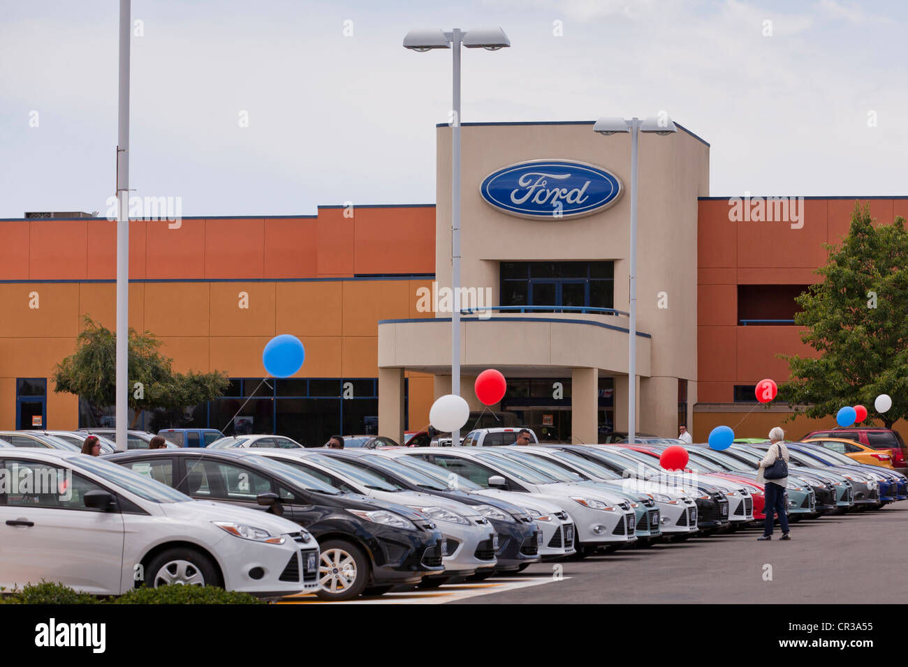 Wallpaper #eEJcPZMBOBpx0NhmC8Qt140 Ford Dealership Car Sales Lot California USA Stock Photo Royalty
