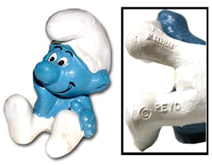 Wallpaper #kLiH2JIBJvJKYCmEZujO136 Smurfs Thinker Smurf Peyo on the Leg 1977 Smurfs 20027 Schleich