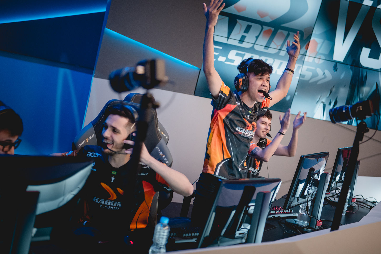 Wallpaper #ZBkNFI8BtGB6xQ78BWfD38 Kabum Estreia Com Vitoria No MSI 2018 Mais Esports