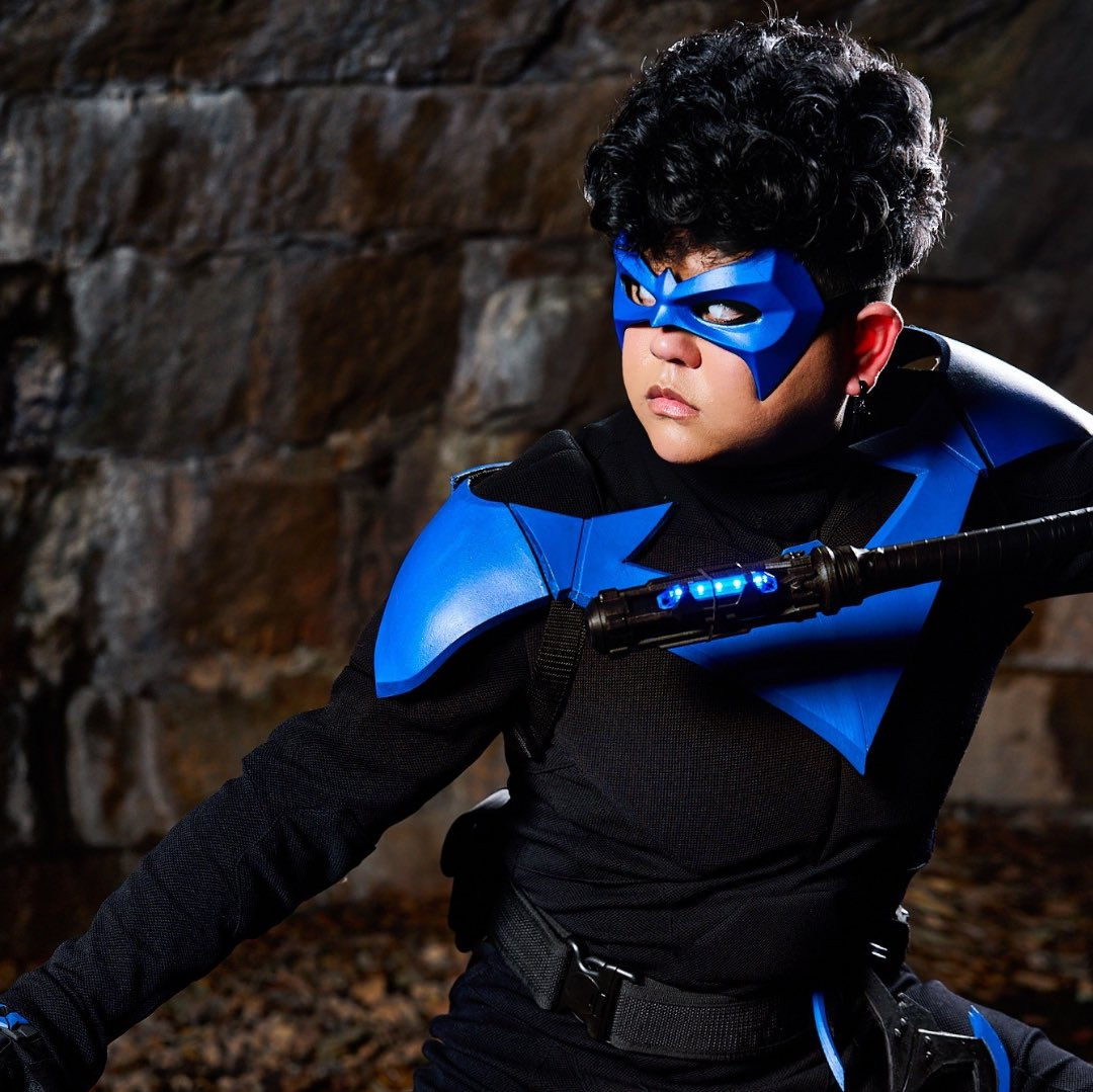 Wallpaper #smf47pIBSpphPi3-G19J5 Nightwing Costume for Kids