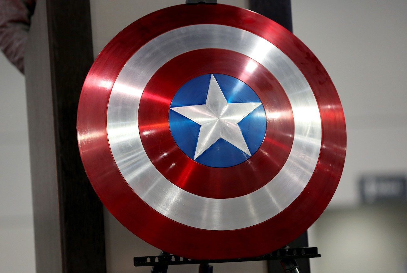 Wallpaper #xRk-NY8BtGB6xQ78_p868 Captain America Shield MCU Bovenmen Shop
