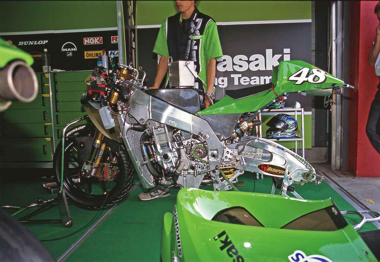 Wallpaper #5c4WJZMB71dOy6JZPBL3161 Motogp5wgpmotogp4990ccgpkawasaki Ninja Zx Rr