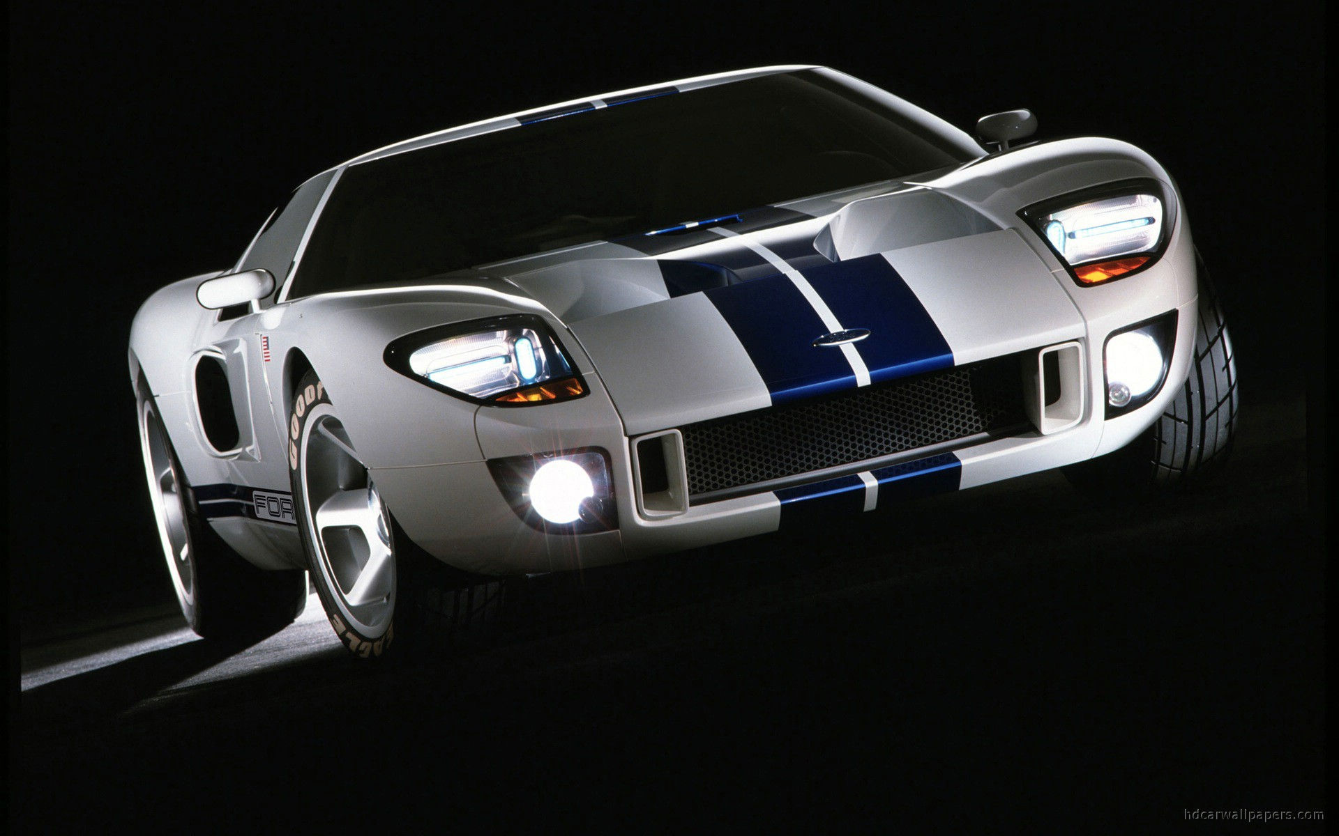Wallpaper #nUUgl44B7YBJg1BVN6AP31 Ford Gt: A Supercar That Delivers Thrills