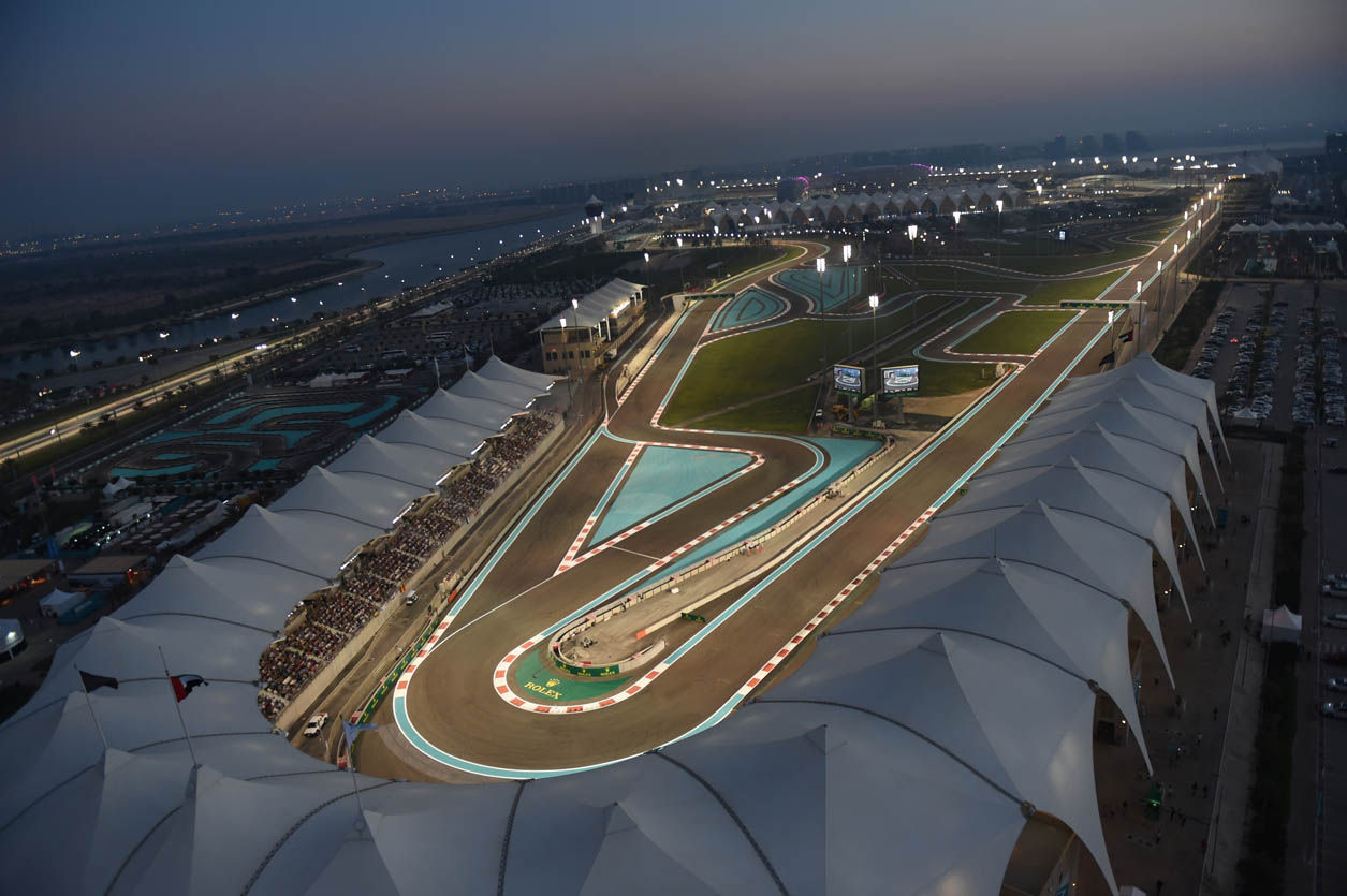 Wallpaper #1n3V844Bnwiau_P6yQ3C26 Formula One World Championship Rd19 Abu Dhabi Grand Prix Race Yas