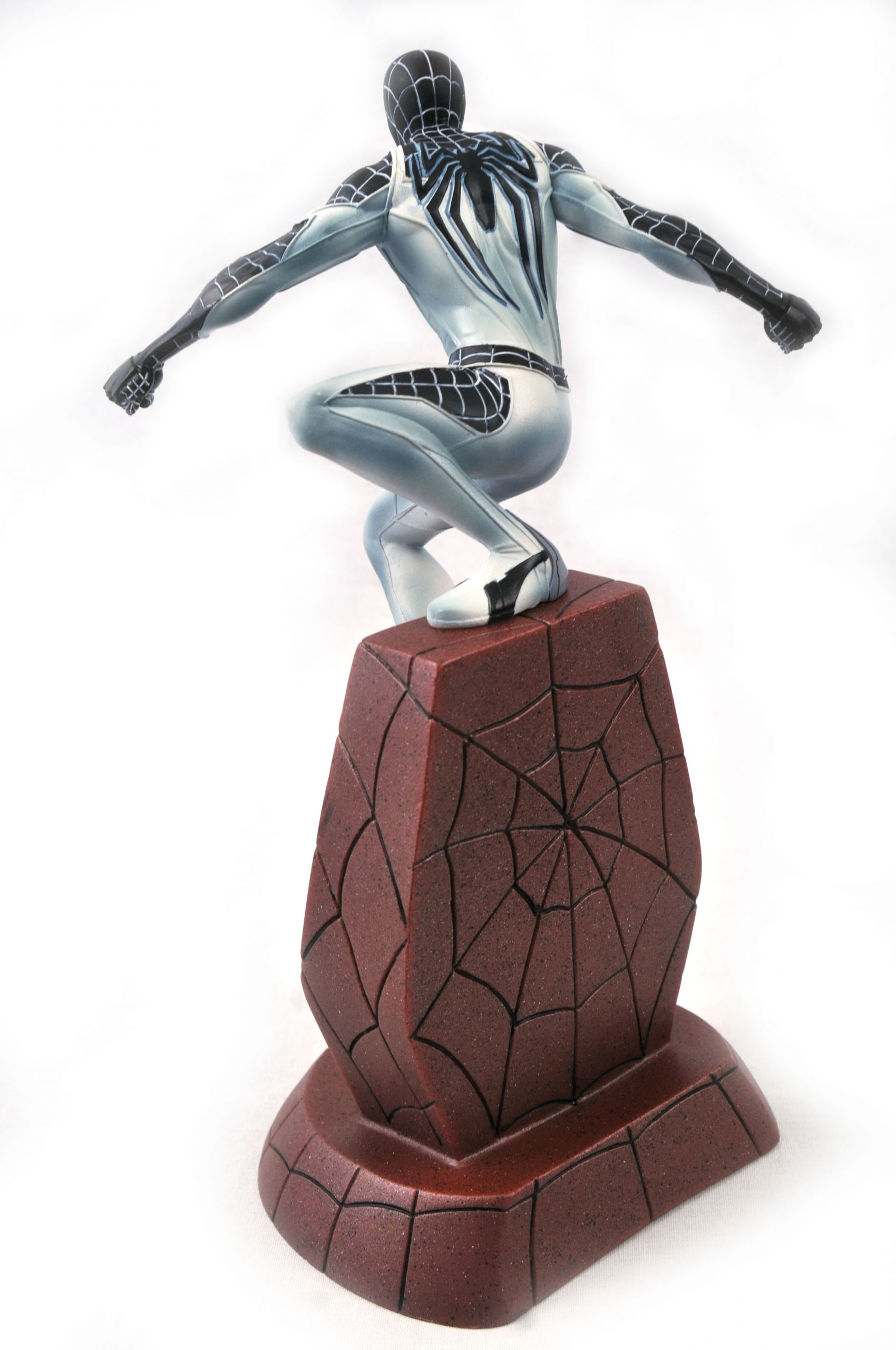 Wallpaper #LkDBMZMBJhL2WPbaoMju206 Sdcc 2020 Exclusive Negative Suit Spider Man Statue by Dst and Kick Me