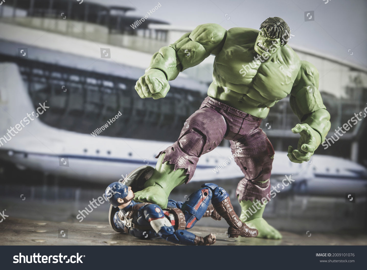 Wallpaper #nf-5aZMB3lSXT3zUSeUO203 5 Avengers Fight Scene Images Stock Photos Vectors Shutterstock