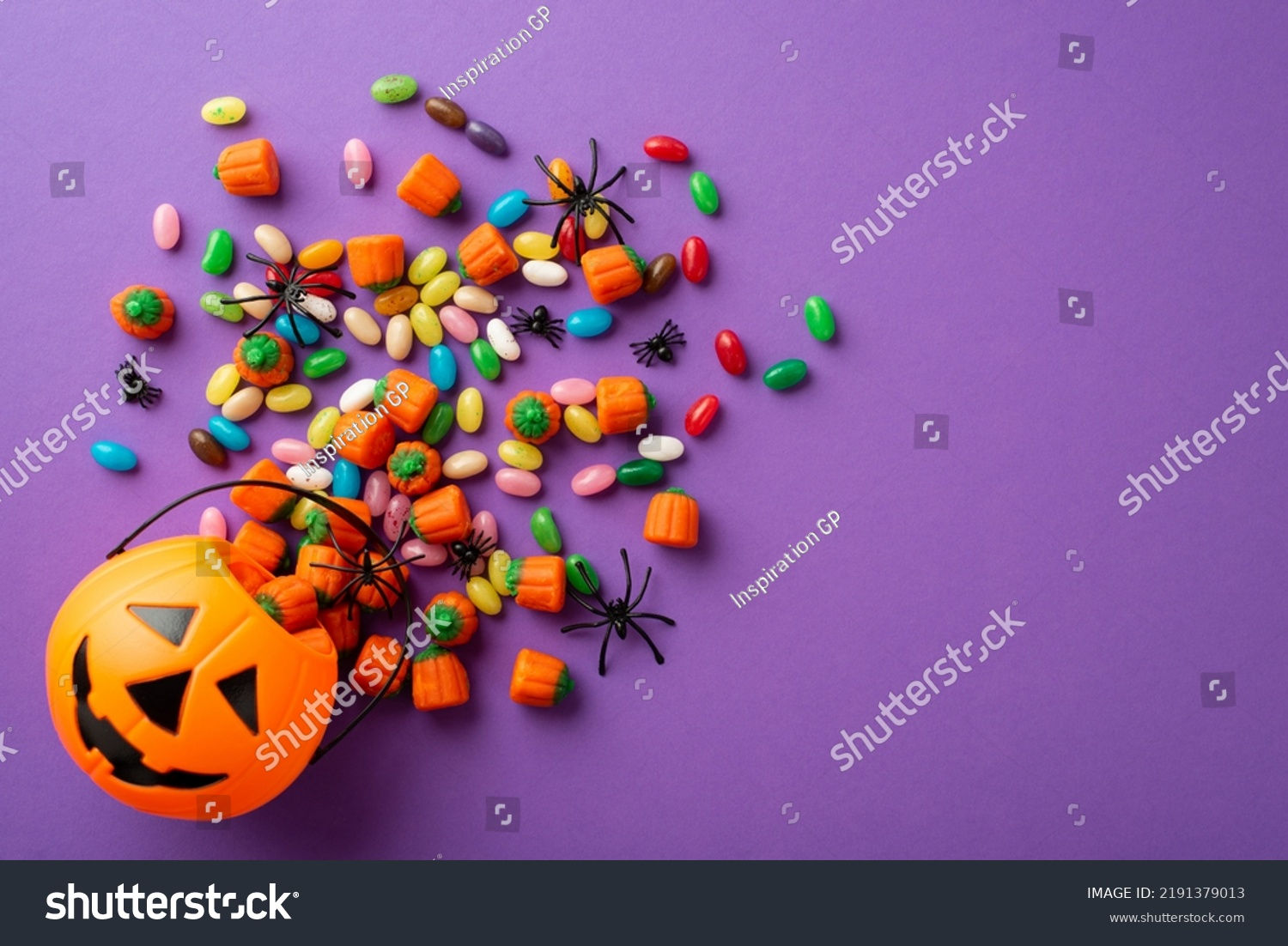 Wallpaper #9WfcCZMBSpphPi3-mtGO364 53360 Candy Halloween Black Background Images Stock Photos Vectors
