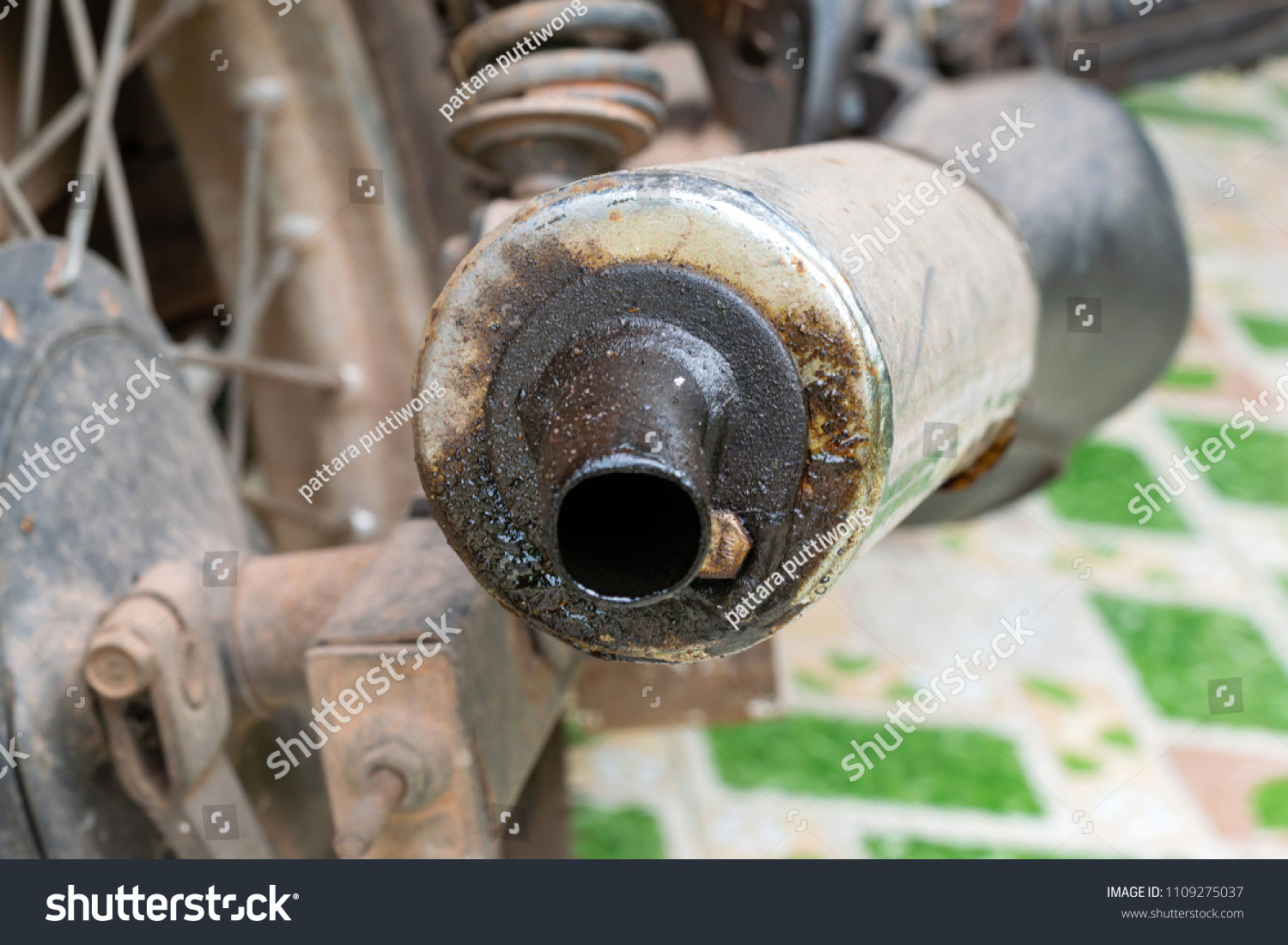 Wallpaper #aWiKHZMBSpphPi3-eiZl240 Dirty Intake on Two Stroke Engine Stock Photo 1109275037 Shutterstock