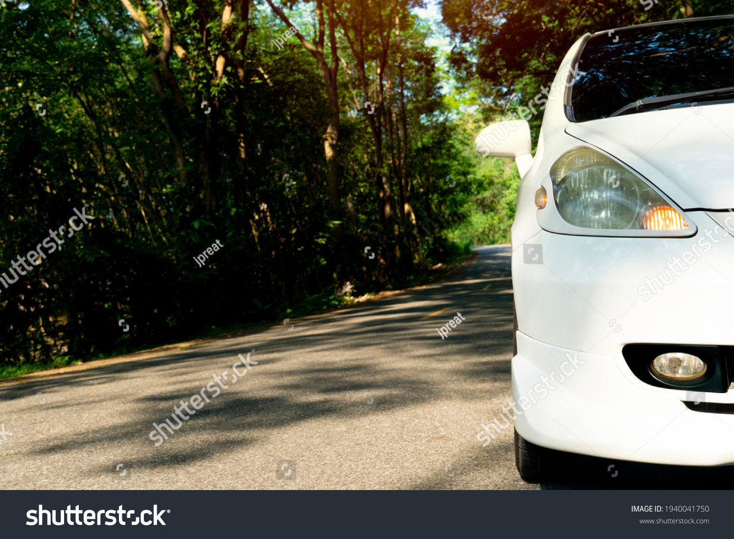 Wallpaper #28f27 Old Car Front Close Up Stock Image Image of Hood White 138813347