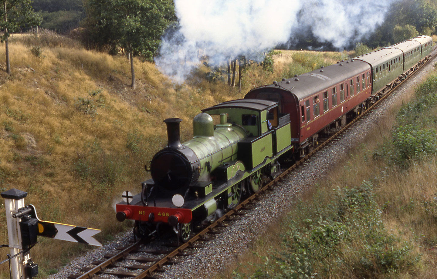 Wallpaper #TGdYAZMBSpphPi3-s6qB266 Adams Radial No 488 Overhaul the Bluebell Railway in Sussex