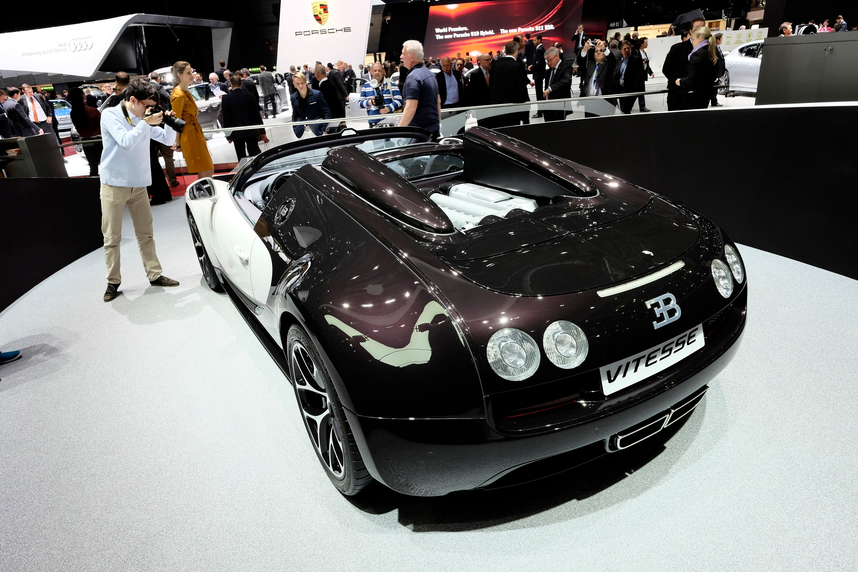 Wallpaper #ImhEGZMBSpphPi3-mhZ2279 Bugatti Vitesse Geneva 2014 Picture 6 of 9