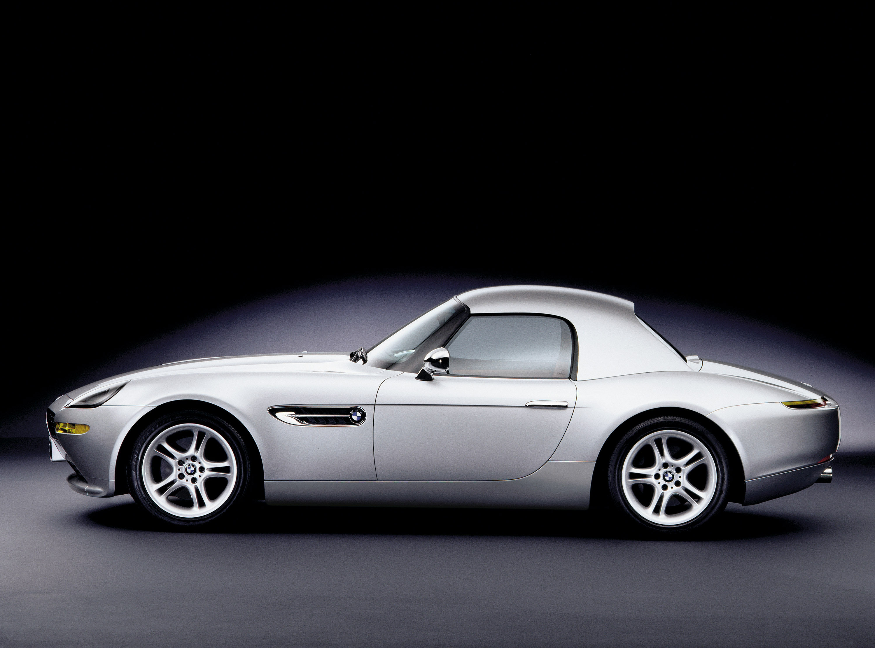 Wallpaper #2mg1GZMBSpphPi3-FBU0492 BMW Z8 Roadster Price Eur113361