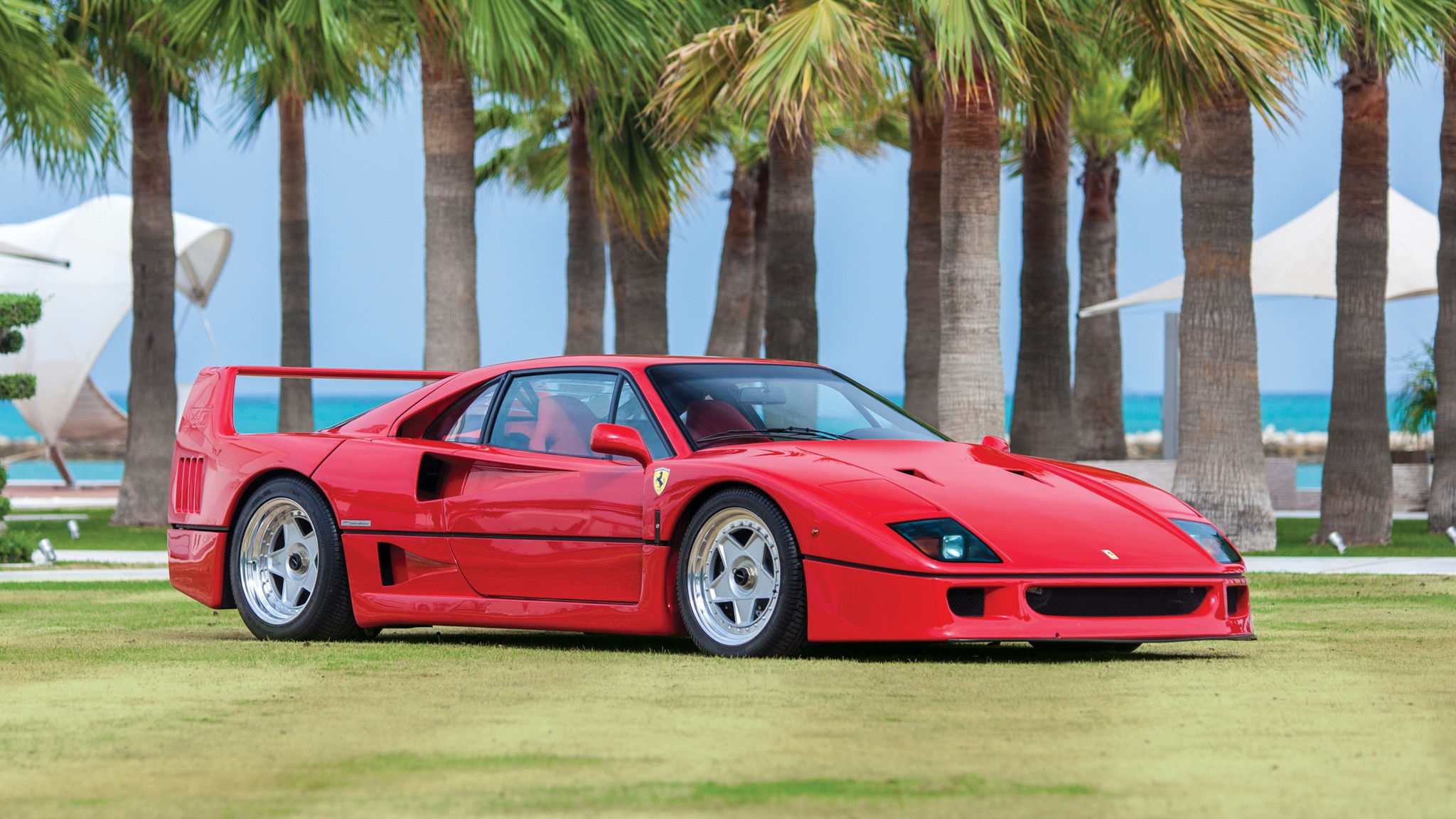 Wallpaper #fWjqHJMBSpphPi3-BySi36 Ferrari F40 Advertisement Watch the Legendary Ferrari F40 Drift in