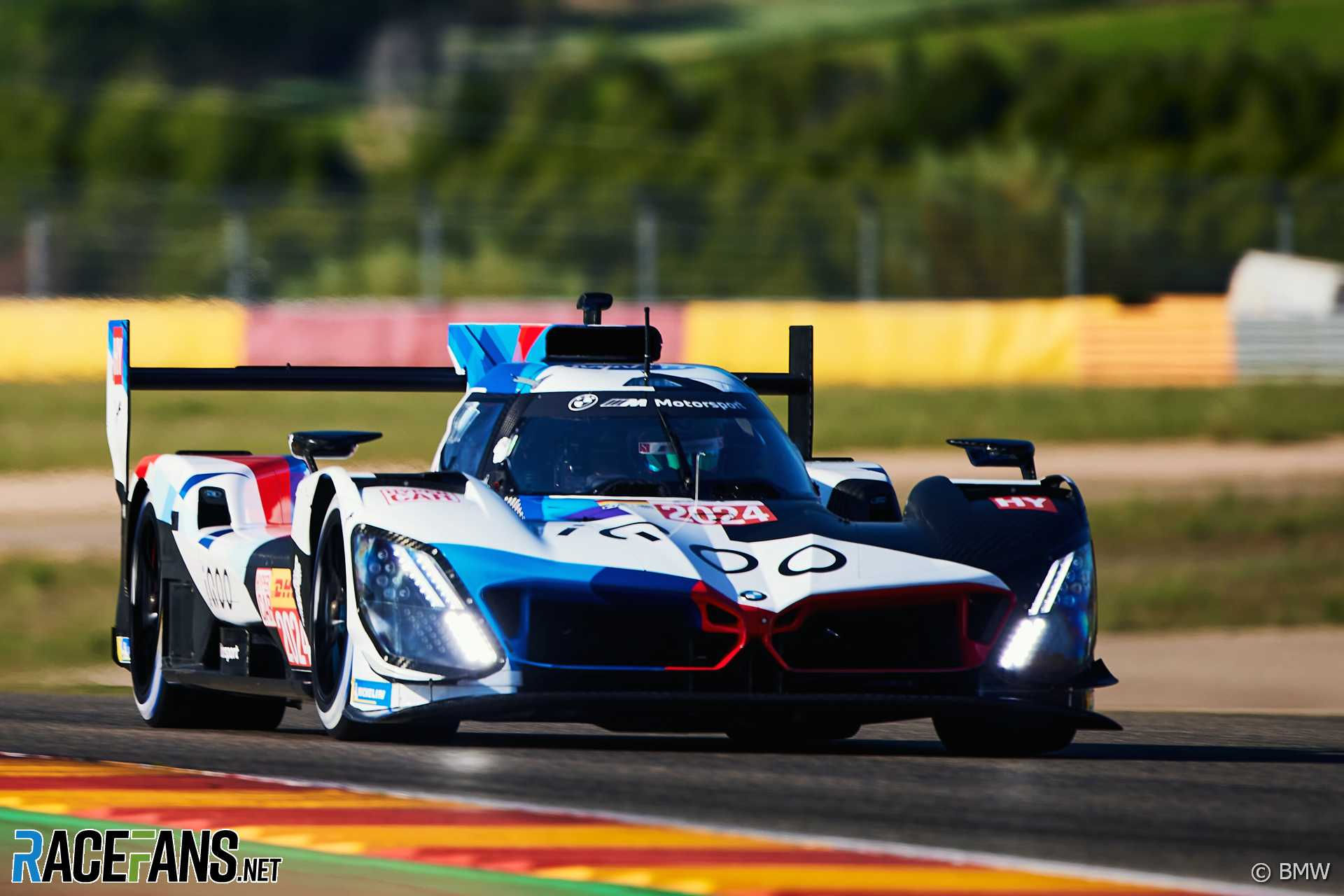 Wallpaper #tWfgC5MBSpphPi3-ctvU92 Pictures Bmws New Wec Team Completes First Test with M Hybrid V8
