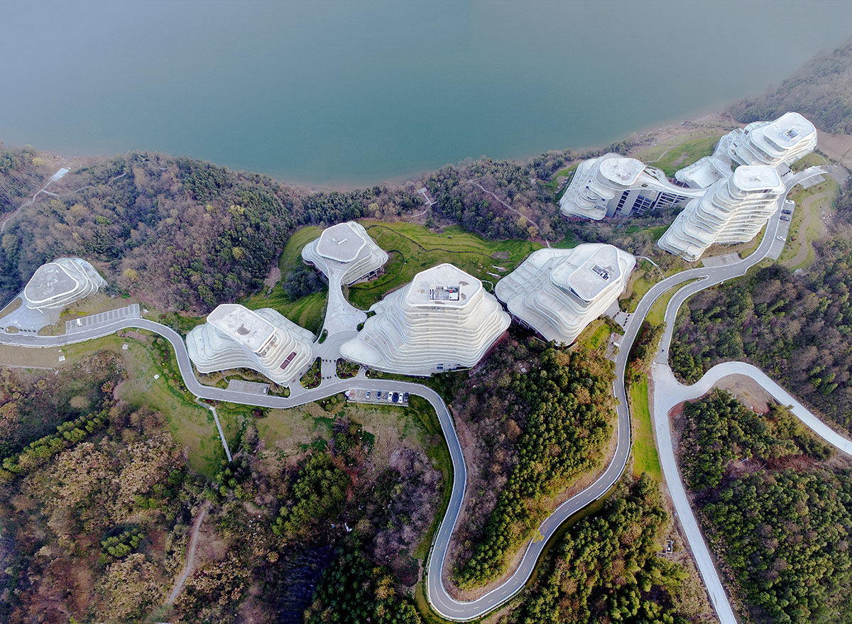 Wallpaper #o_EMRJMBLX2DcmSN94U3219 Mad Completes Huangshan Village in China Inspired by the Topographic