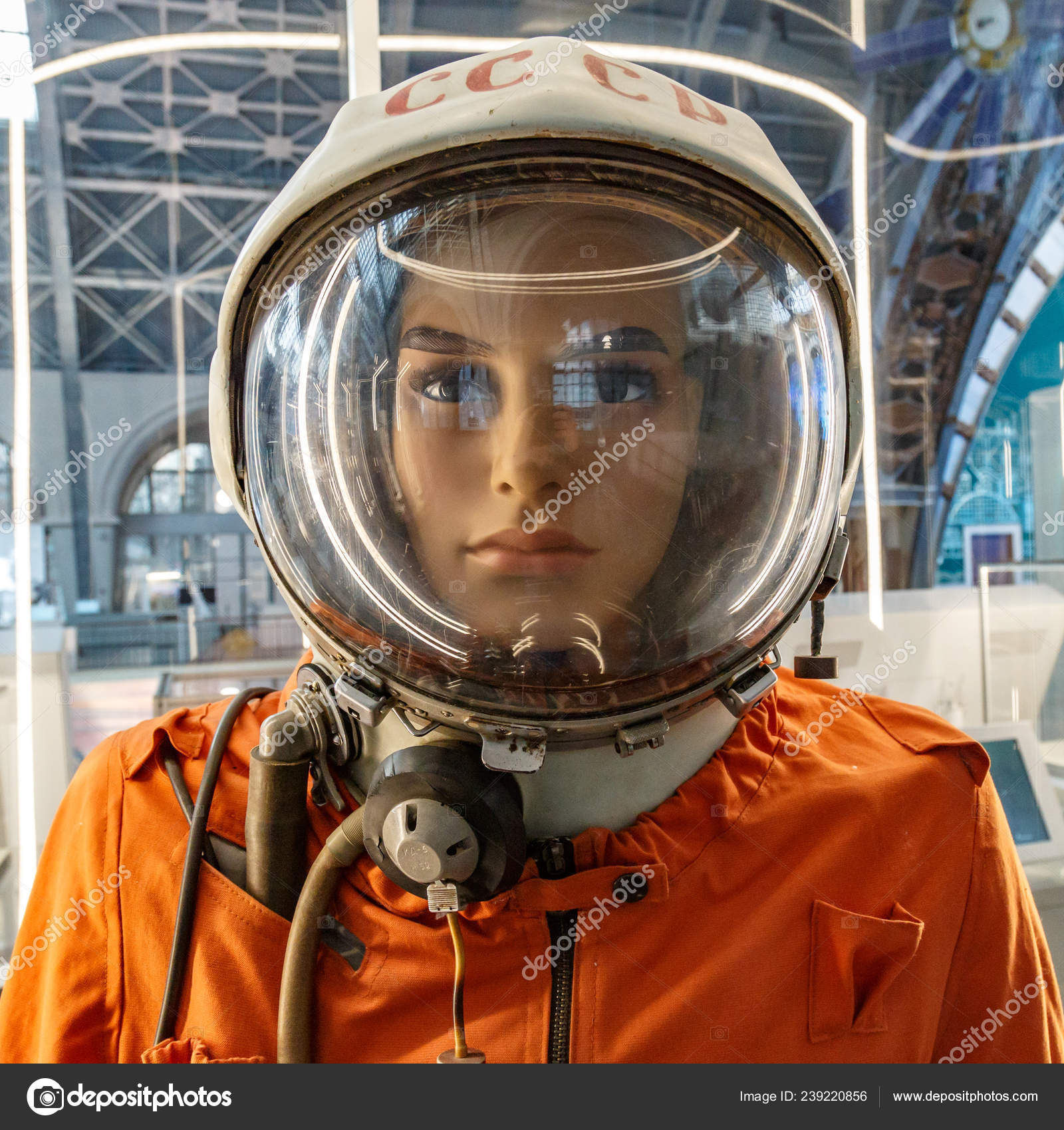 Wallpaper #Bh24K5MBlOZrFDOkqcgC9 Russian Astronaut Suit
