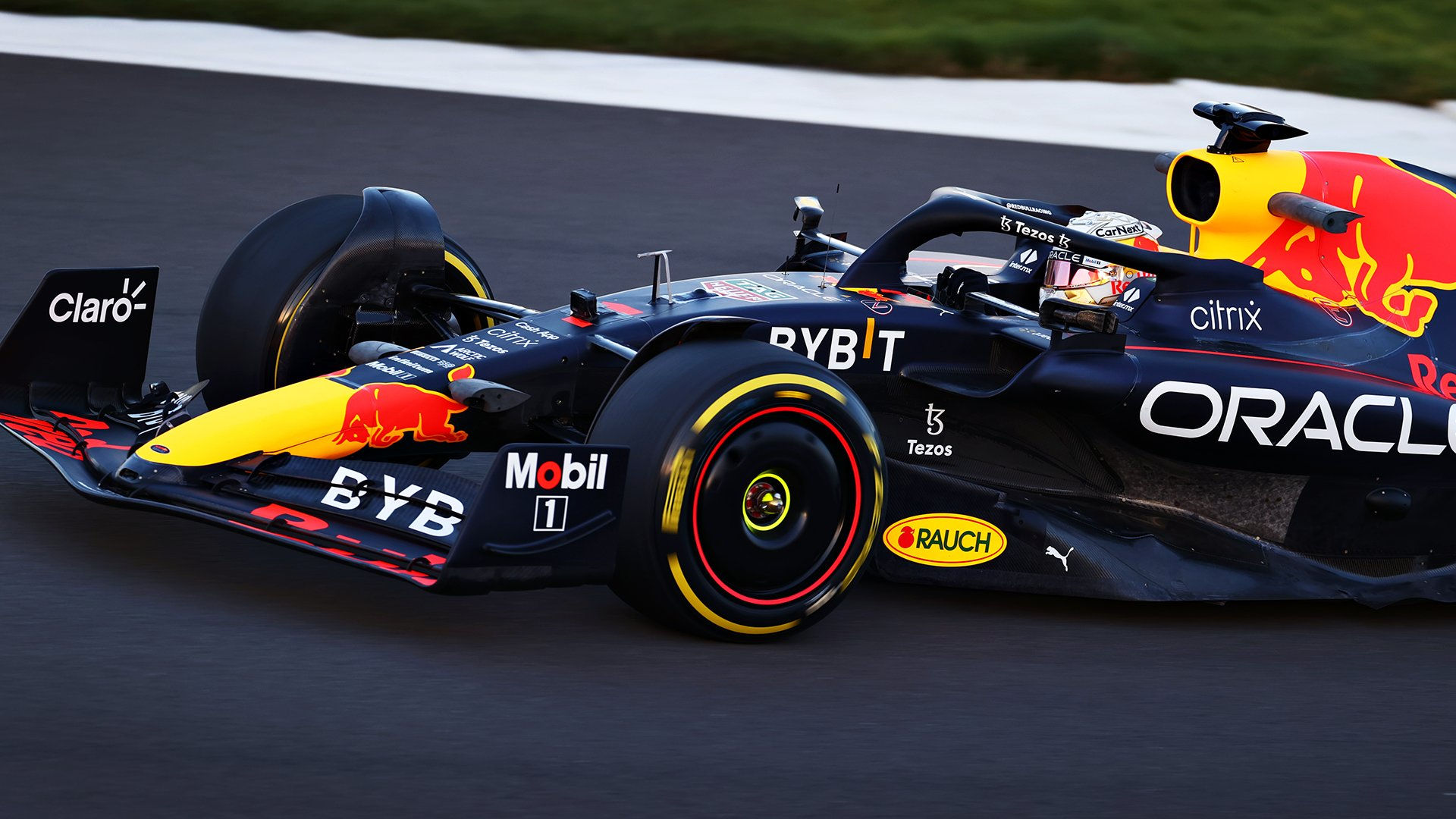 Wallpaper #3GfoC5MBSpphPi3-Jds2282 Red Bull Debuts Sleek Sidepods in F1 Testing Speedcafecom