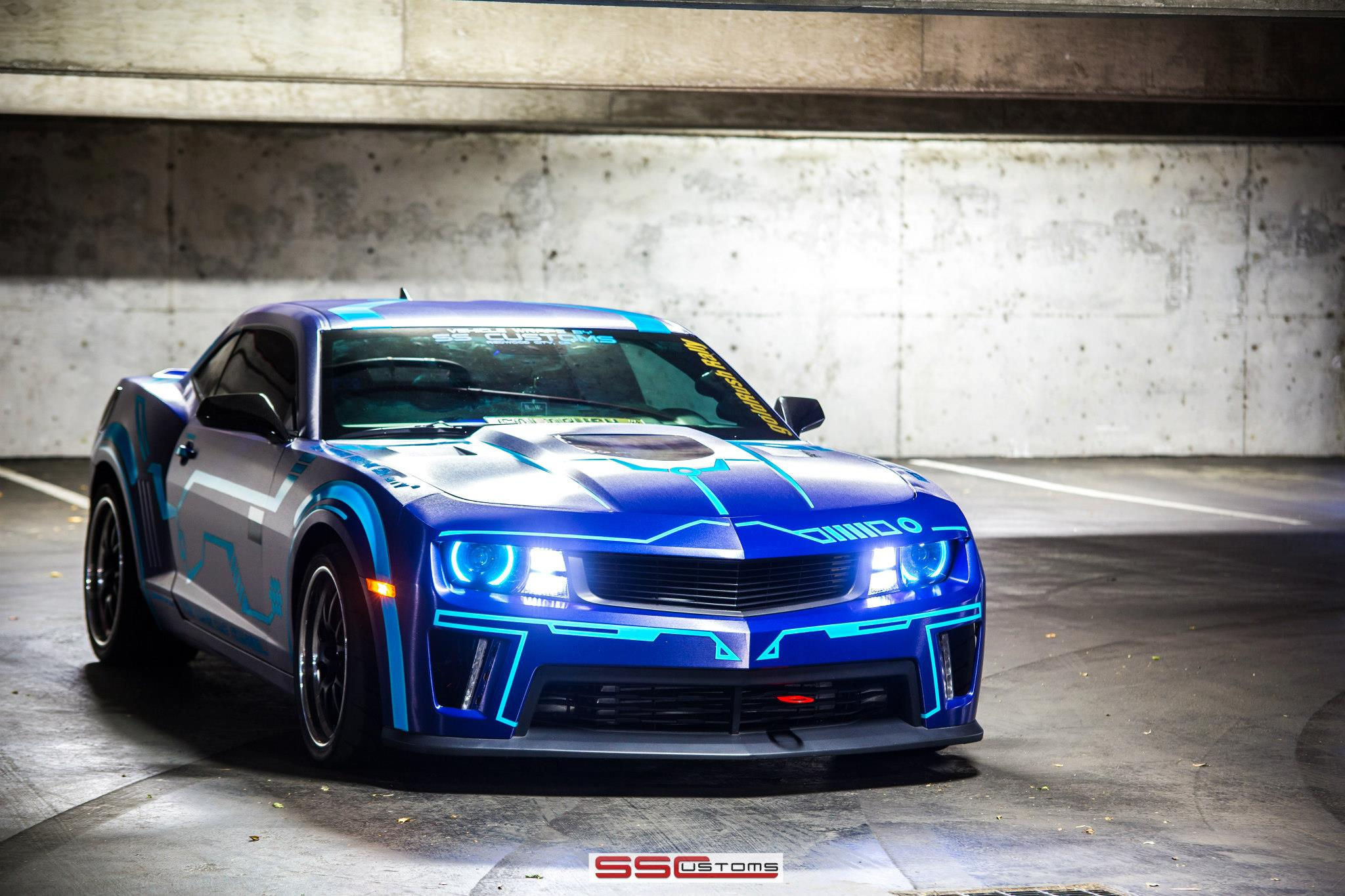 Wallpaper #Sbj22pIBJvJKYCmEG_T0143 Ss Customs Chevrolet Camaro in a Tron Theme