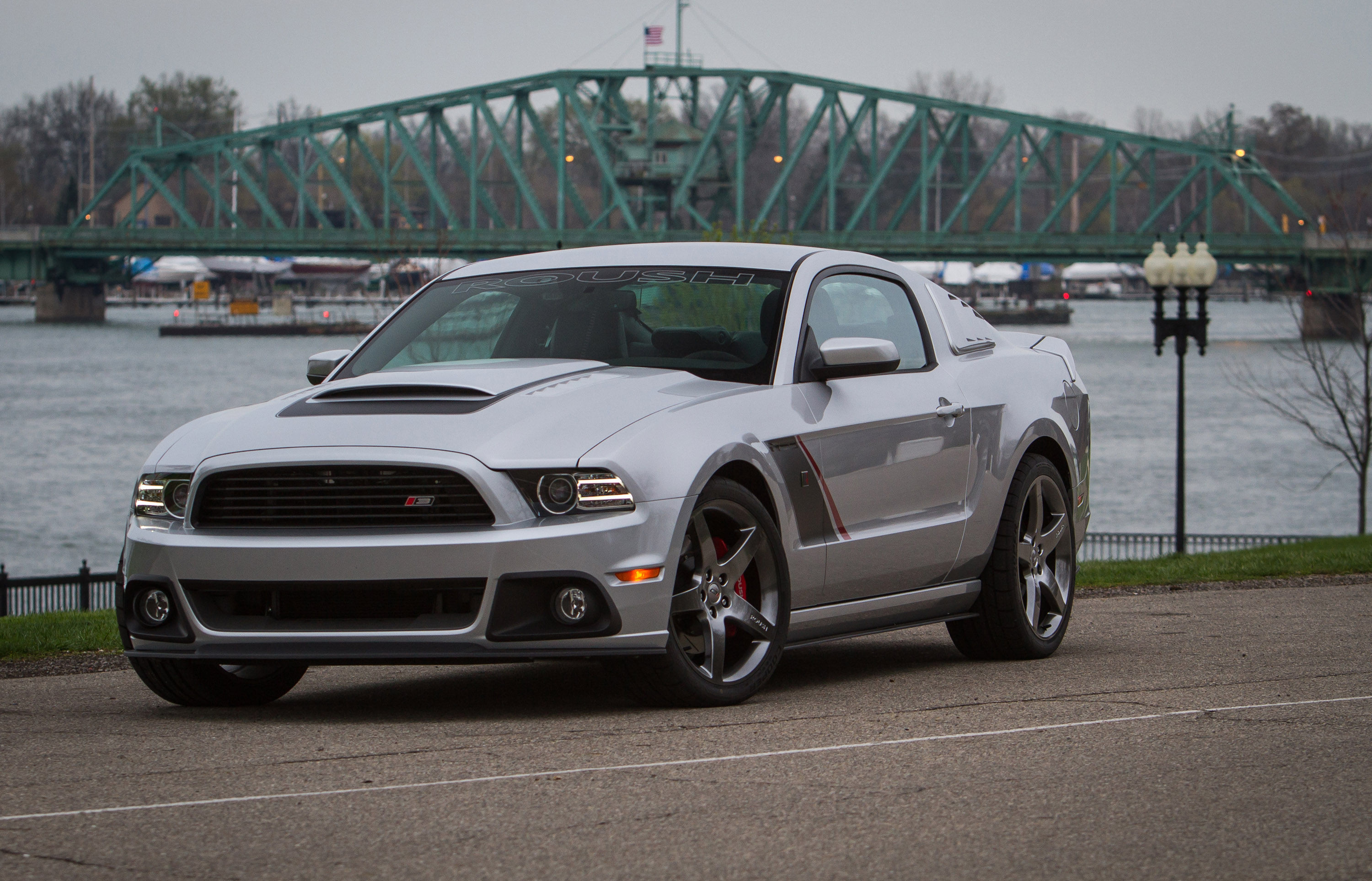 Wallpaper #o_RrOpMBKFX8bn3rHnjS276 2013 Roush Staged Ford Mustang