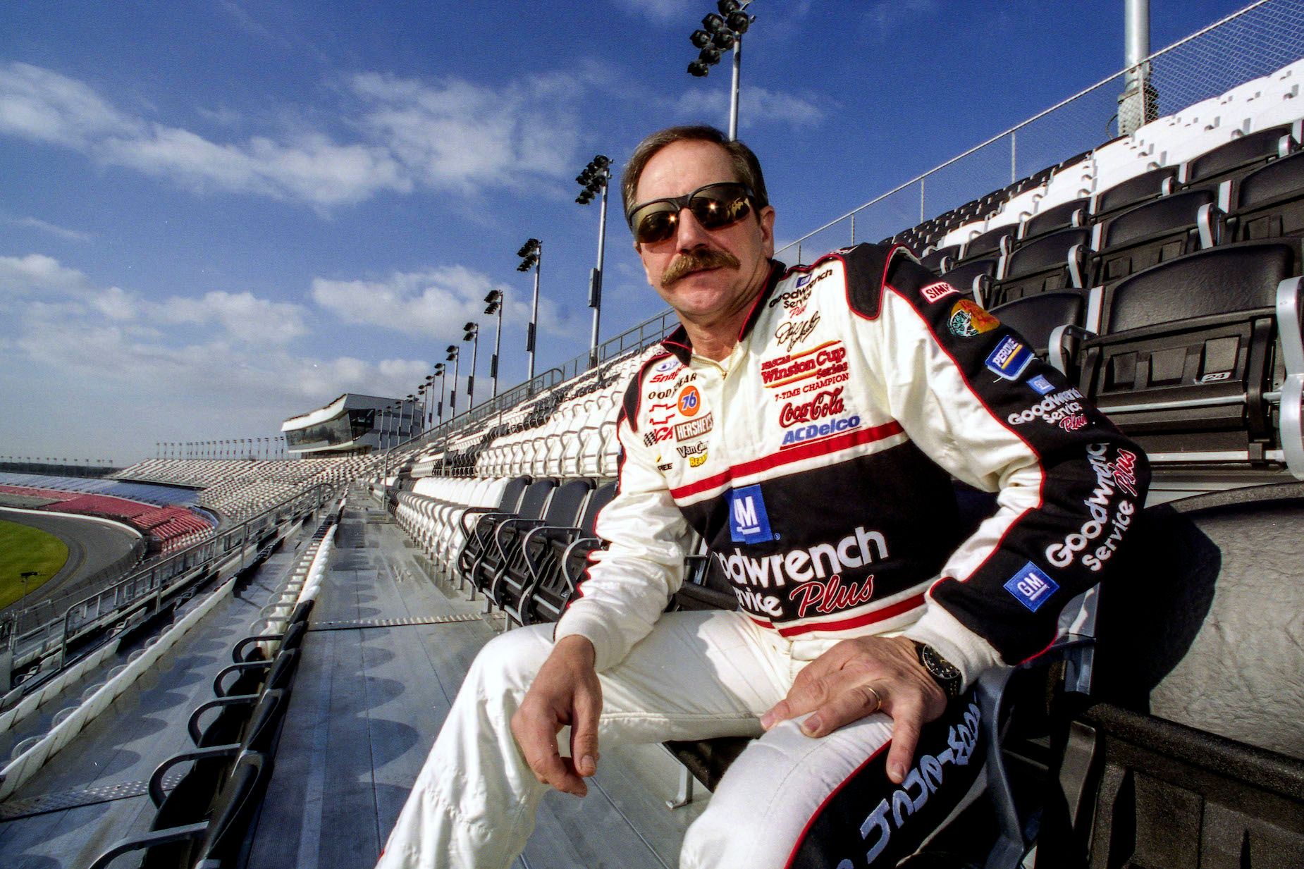 Wallpaper #dEBFMJMBJhL2WPbaG8AT268 Dale Earnhardt Sr Used His 70 Million Net Worth to Commission an