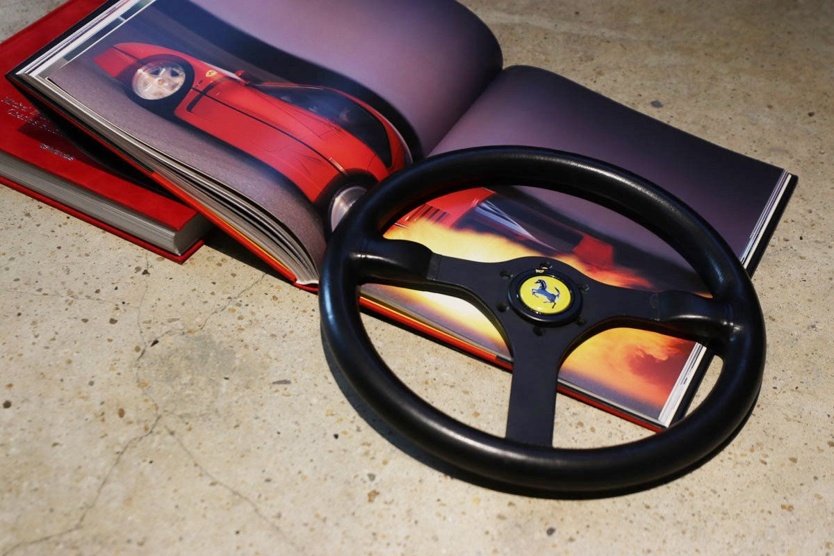 Wallpaper #sxm9MY8BtGB6xQ78N5Yf57 Ferrari F40 Steering Wheel with Horn Button Like New Car Farm