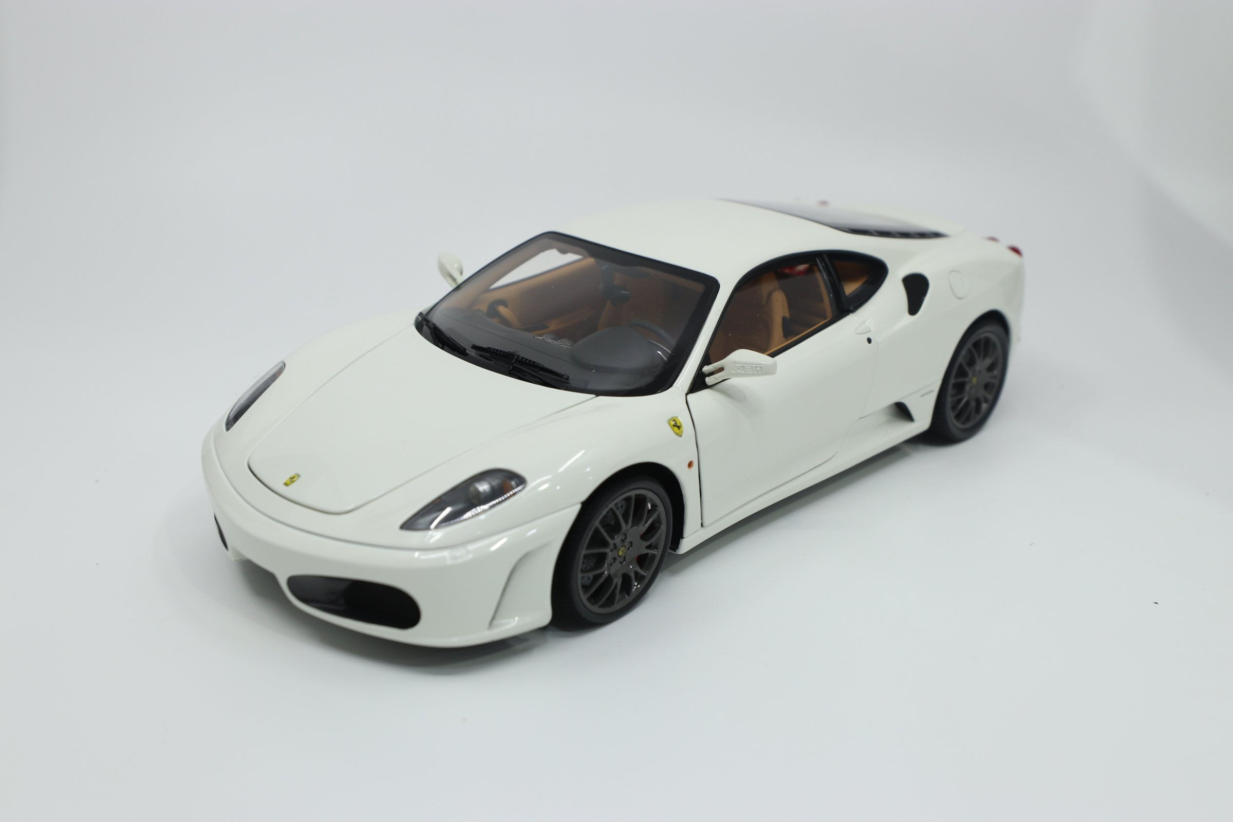 Wallpaper #9WcK-5IBSpphPi3-L5KF161 Bbr Models Ferrari F430 Coupe 118 Diecast Model Wwwcarfarmcomhk