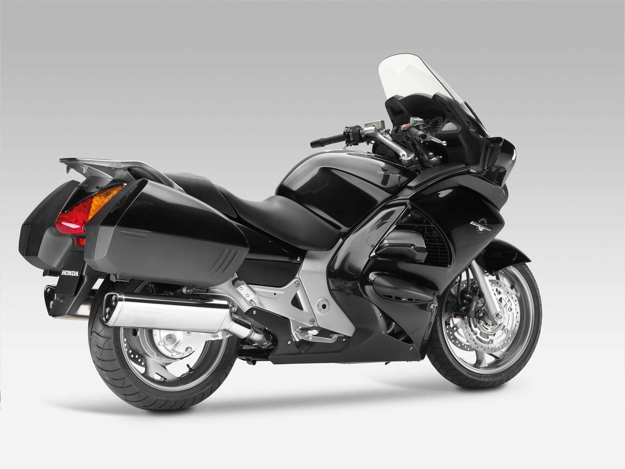 Wallpaper #pmgxIZMBSpphPi3-Ny_B184 2014 Honda St1300 Abs Review