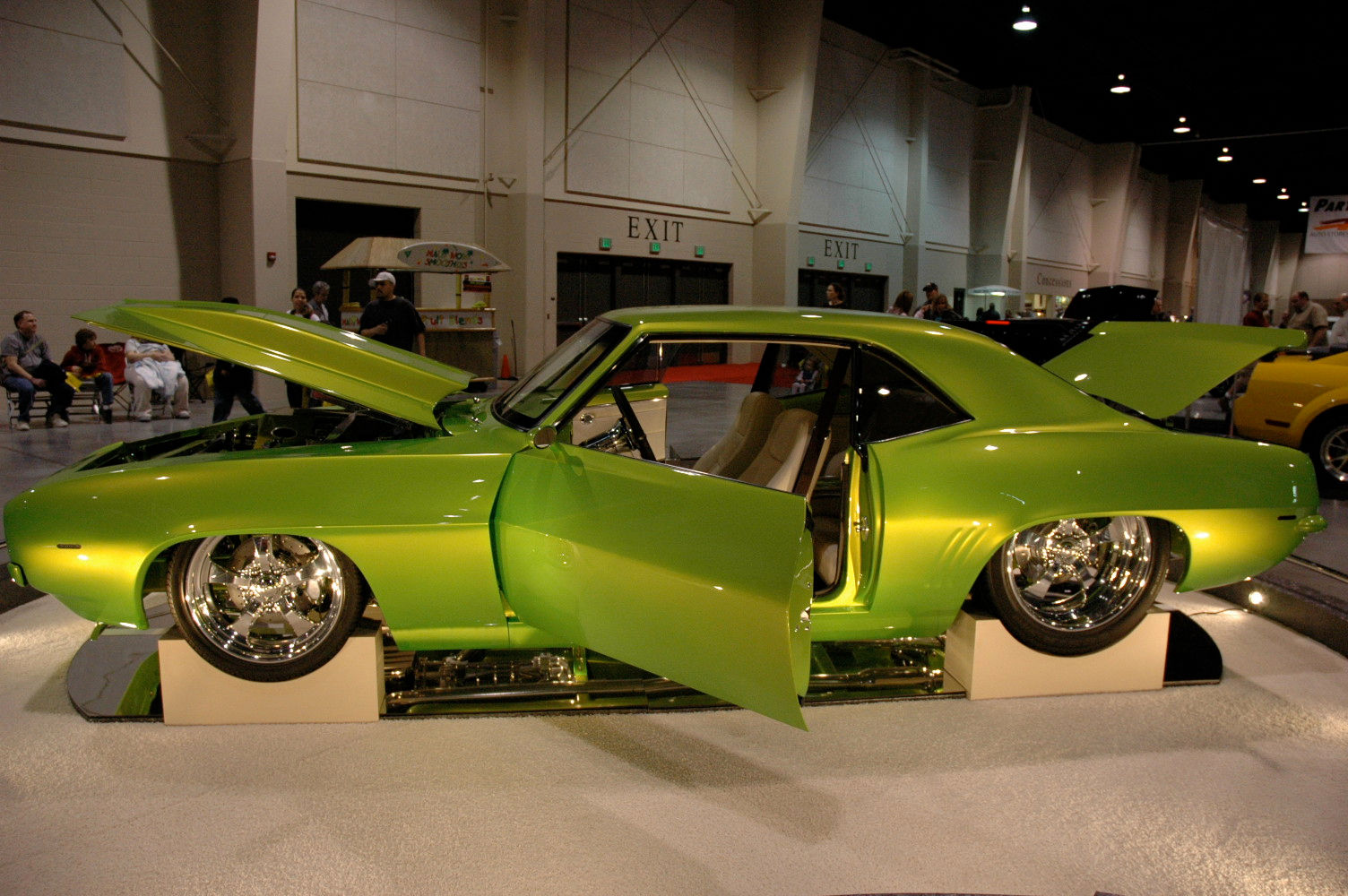 Wallpaper #0D015 Custom Painting Rons Complete Autobody