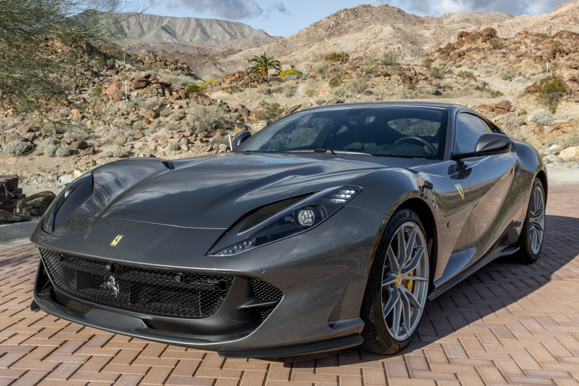 Wallpaper #py7eOJMBeCfPaRV8brst344 1900 Mile 2018 Ferrari 812 Superfast for Sale on Bat Auctions Sold