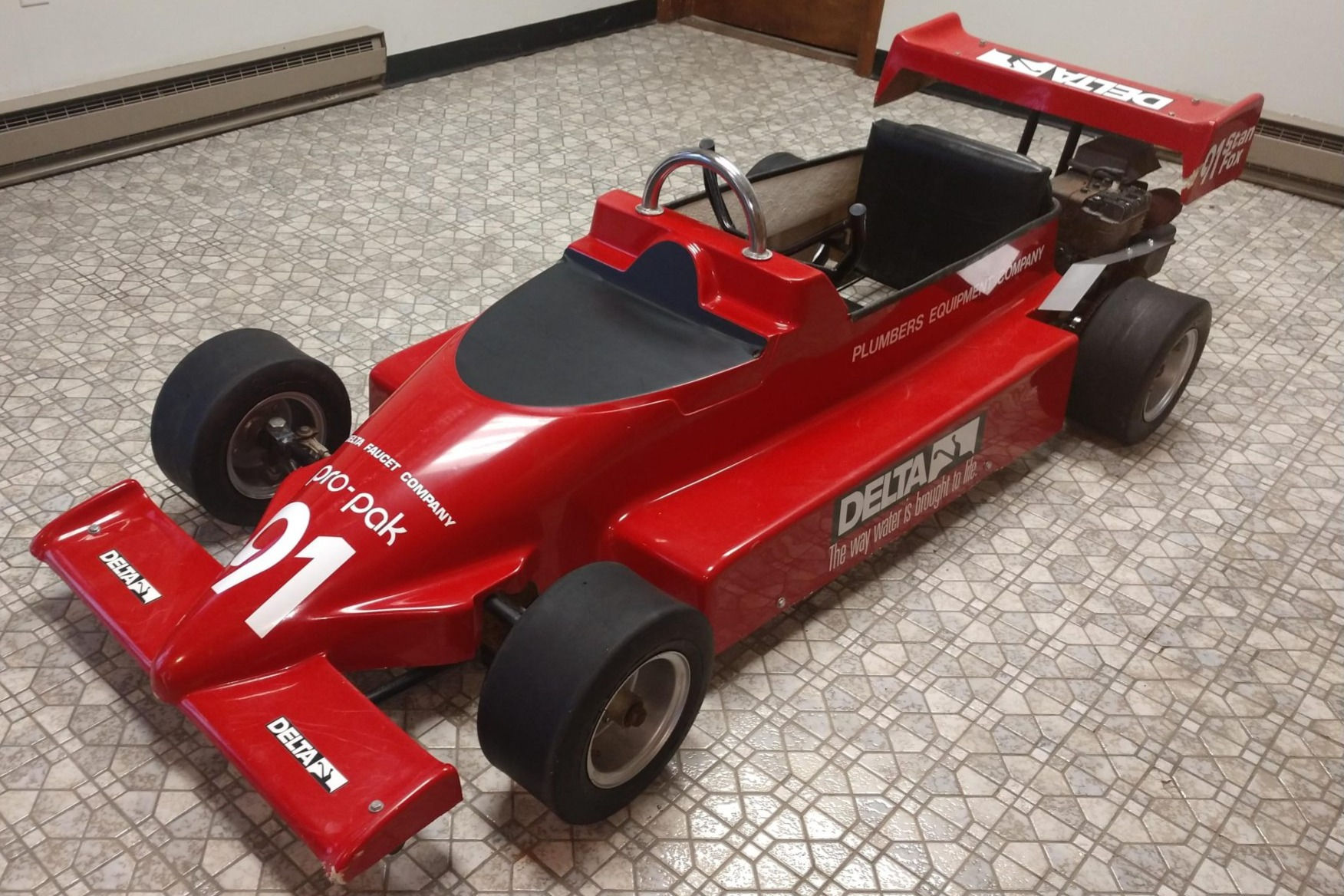 Wallpaper #OWf7C5MBSpphPi3-39xJ314 No Reserve Bird Corporation Indy Car Replica Go Kart for Sale on Bat