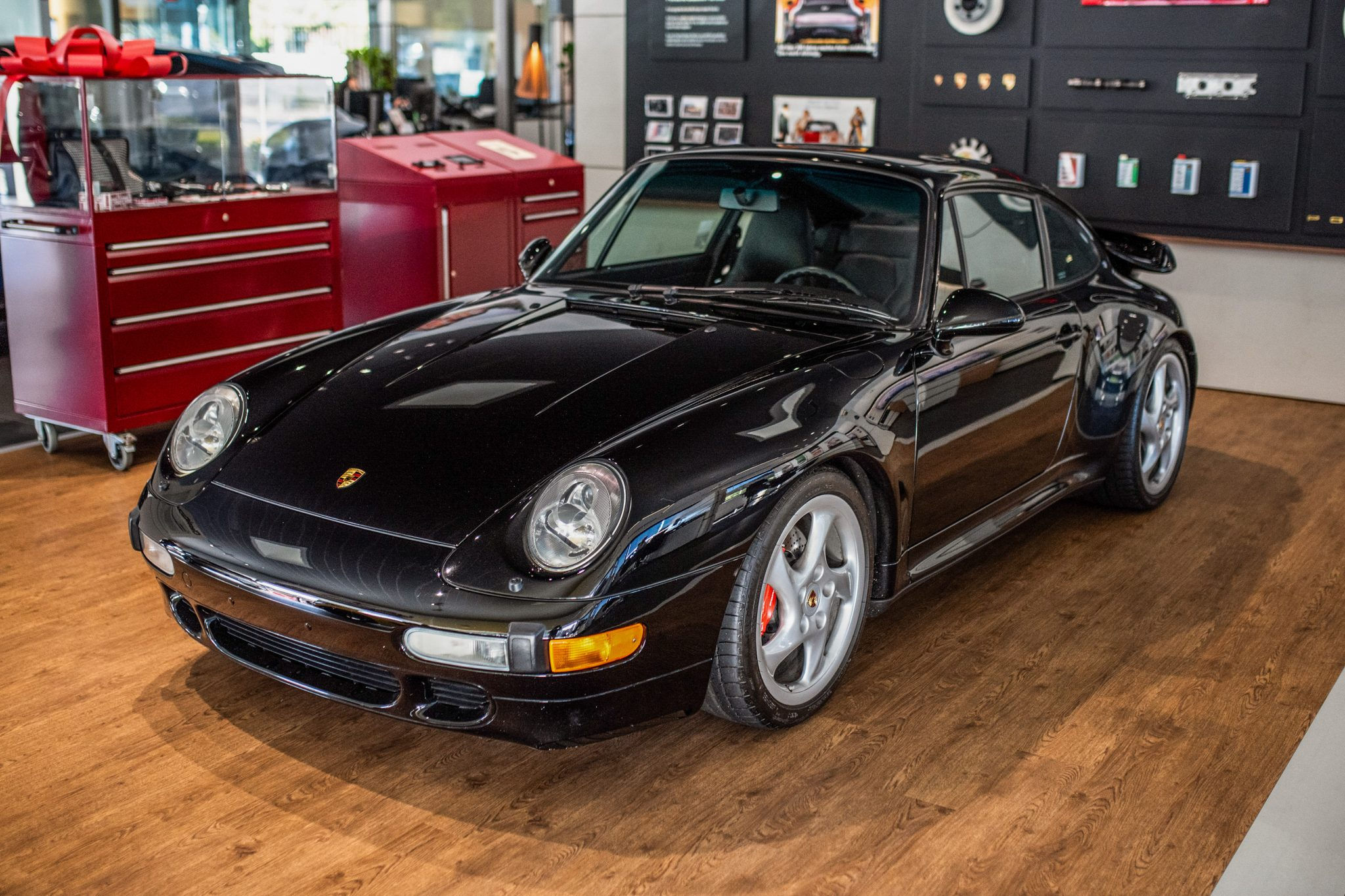 Wallpaper #d7hP1pIBJvJKYCmEqd3d451 No Reserve 18k Mile 1996 Porsche 911 Turbo for Sale on Bat Auctions