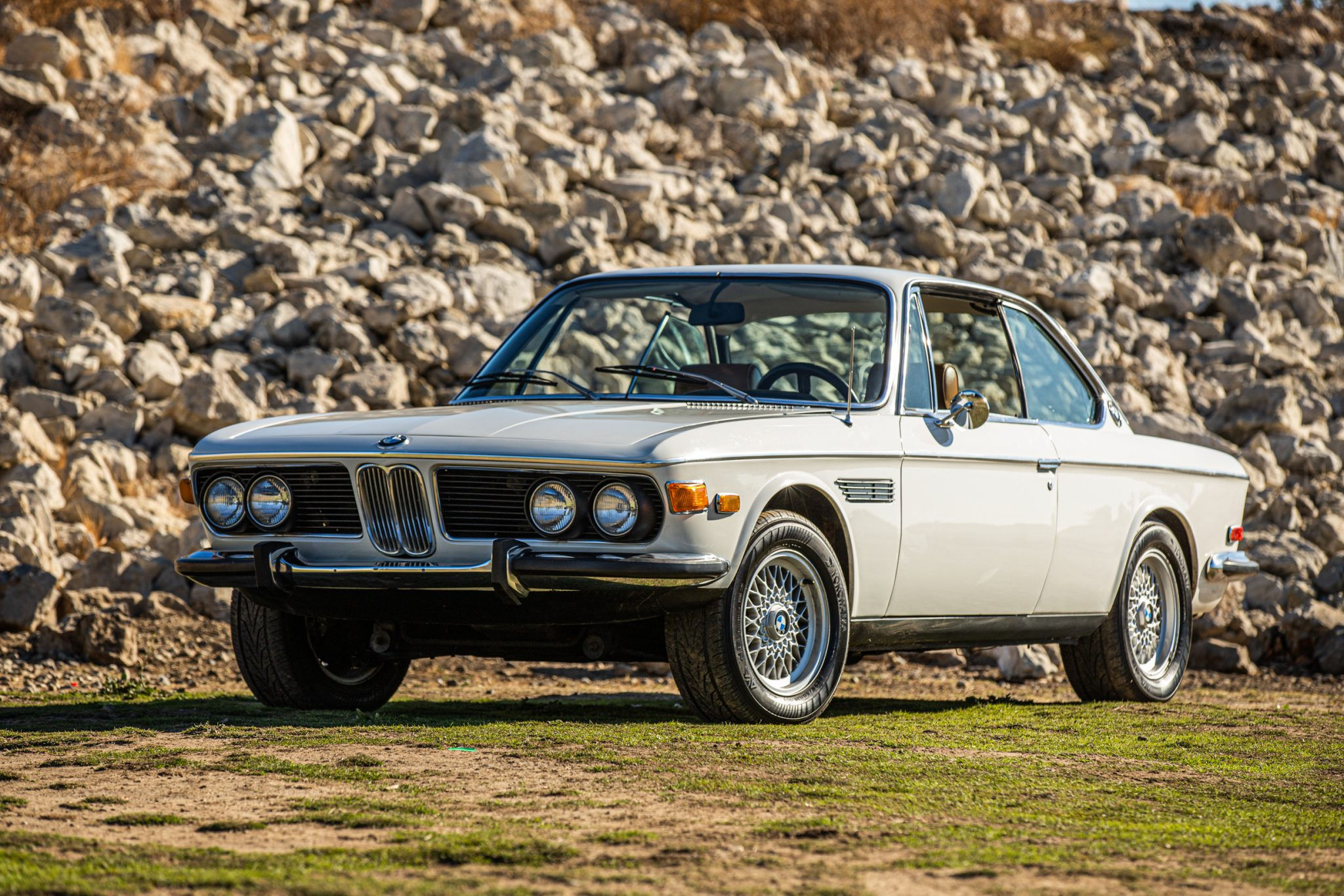 Wallpaper #nBmzBo8BtGB6xQ783FQt7 M30b35 Powered 1971 BMW 2800cs 5 Speed for Sale on Bat Auctions Sold