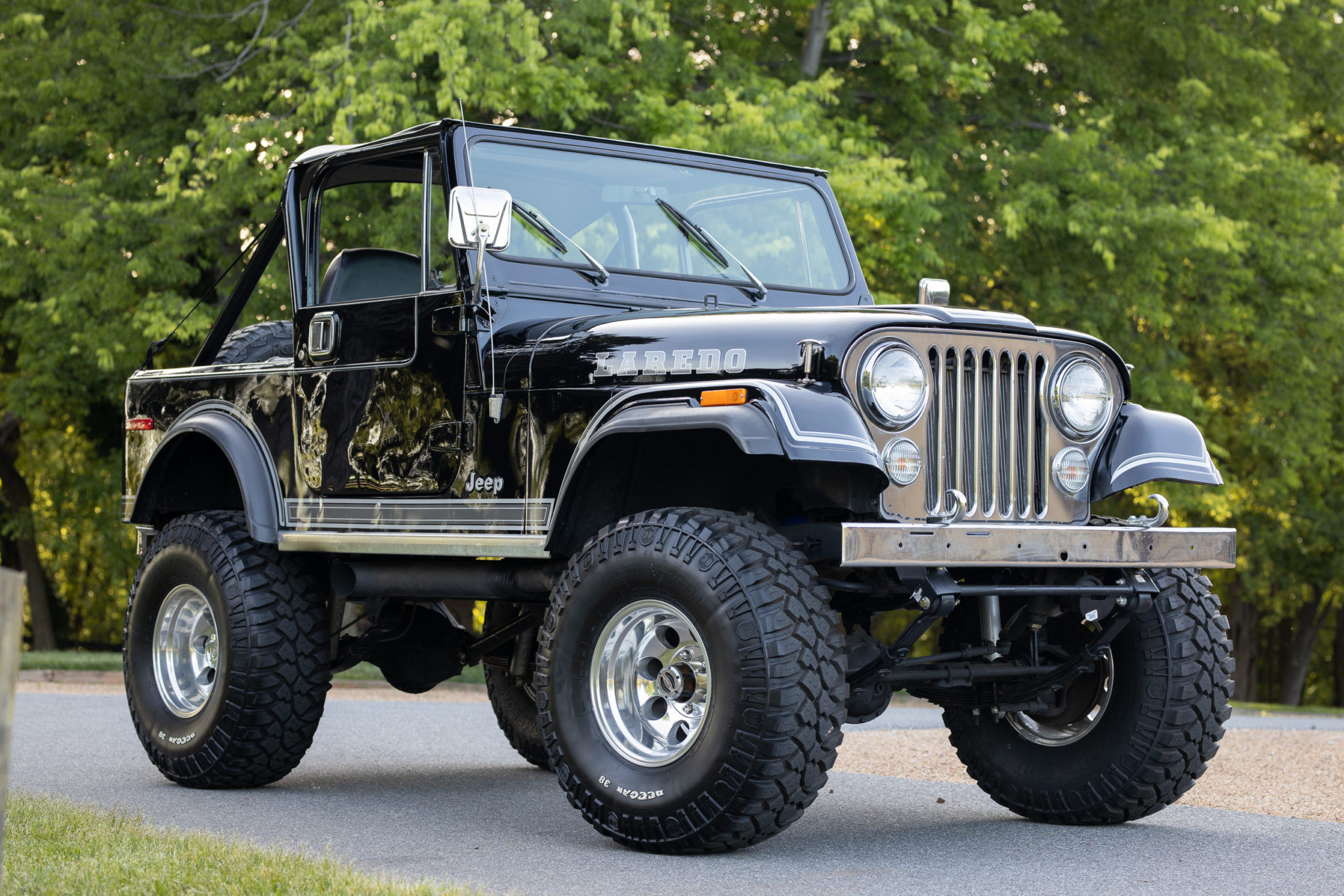 Wallpaper #XxnZO48BtGB6xQ78-rIT40 1980 Jeep Cj 7 Laredo V8 4 Speed for Sale on Bat Auctions Sold for