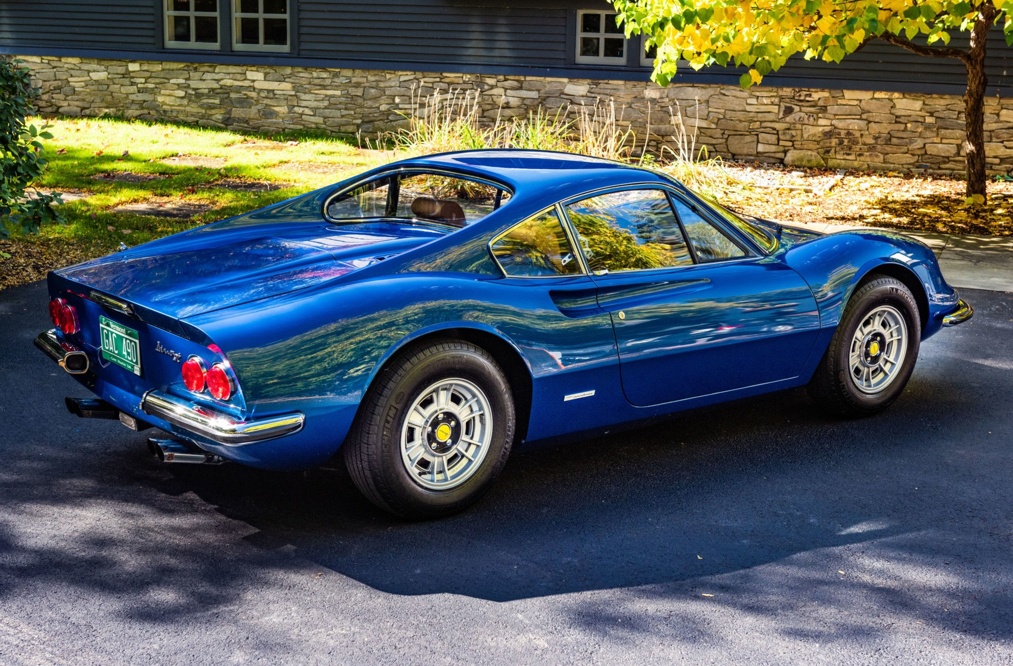 Wallpaper #0GiOH5MBSpphPi3-XCtO66 1972 Ferrari Dino 246 GT for Sale on Bat Auctions Sold for 400000