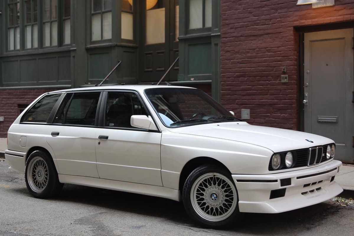 Wallpaper #iWi_FJMBSpphPi3-_wVY123 M3 Style 1993 BMW 316i Touring Design Edition 5 Speed for Sale on Bat