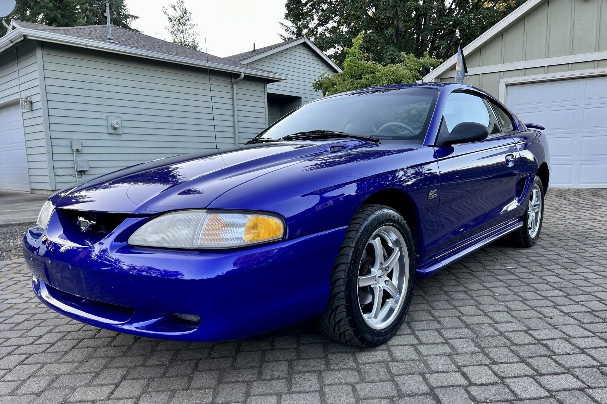 Wallpaper #OBf7PpMBPLD5_VEN6uG1259 No Reserve 23k Mile 1995 Ford Mustang GT Coupe 5 Speed for Sale on Bat