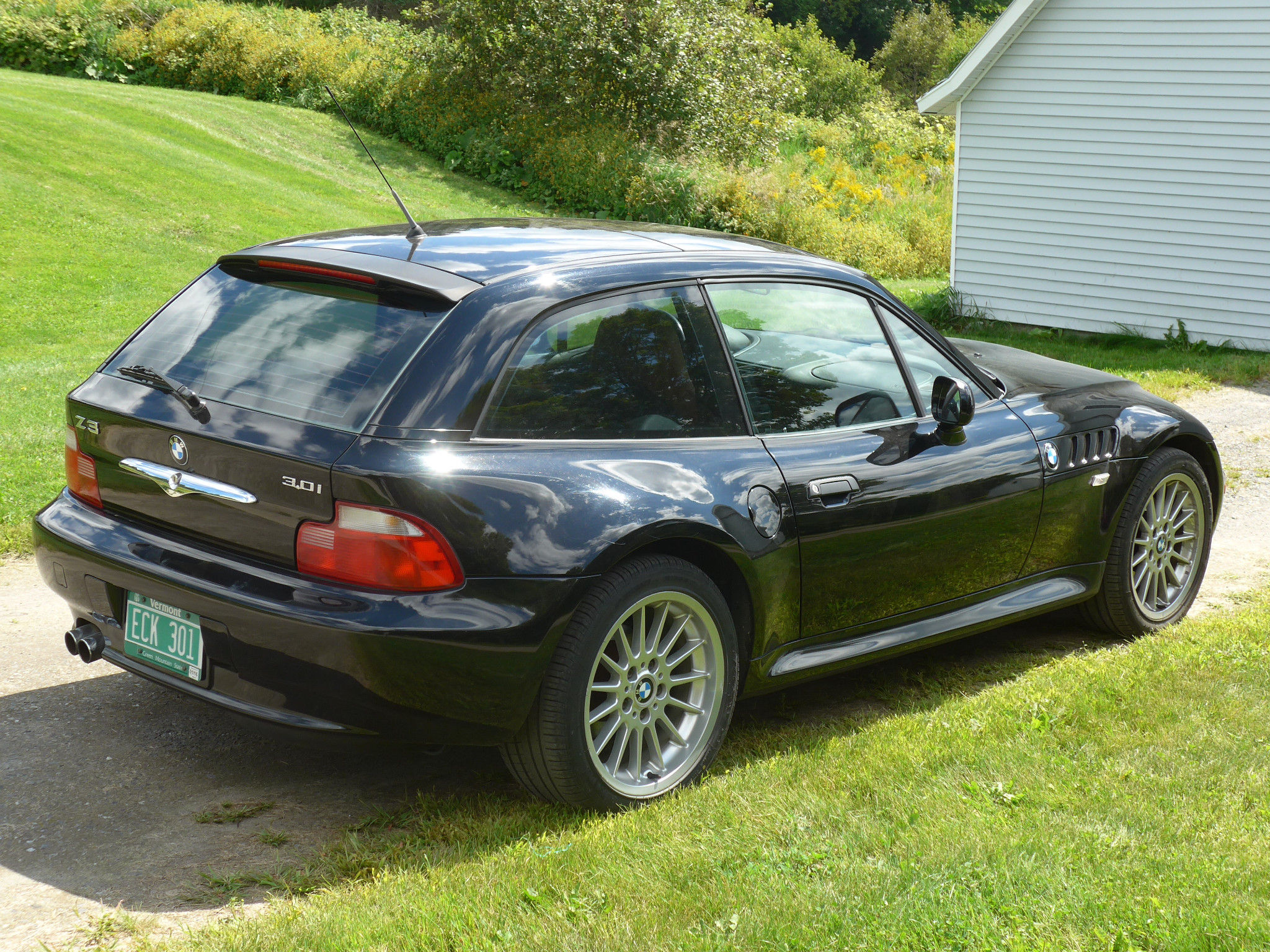 Wallpaper #VGifG5MBSpphPi3-lCAp235 No Reserve 2001 BMW Z3 Coupe 5 Speed for Sale on Bat Auctions Sold