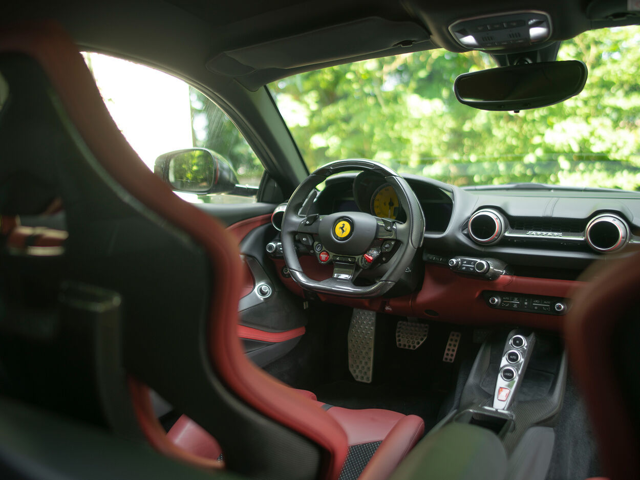 Wallpaper #ne_CTJMBMN-XEVvVxD6D425 Ferrari 812 Prins