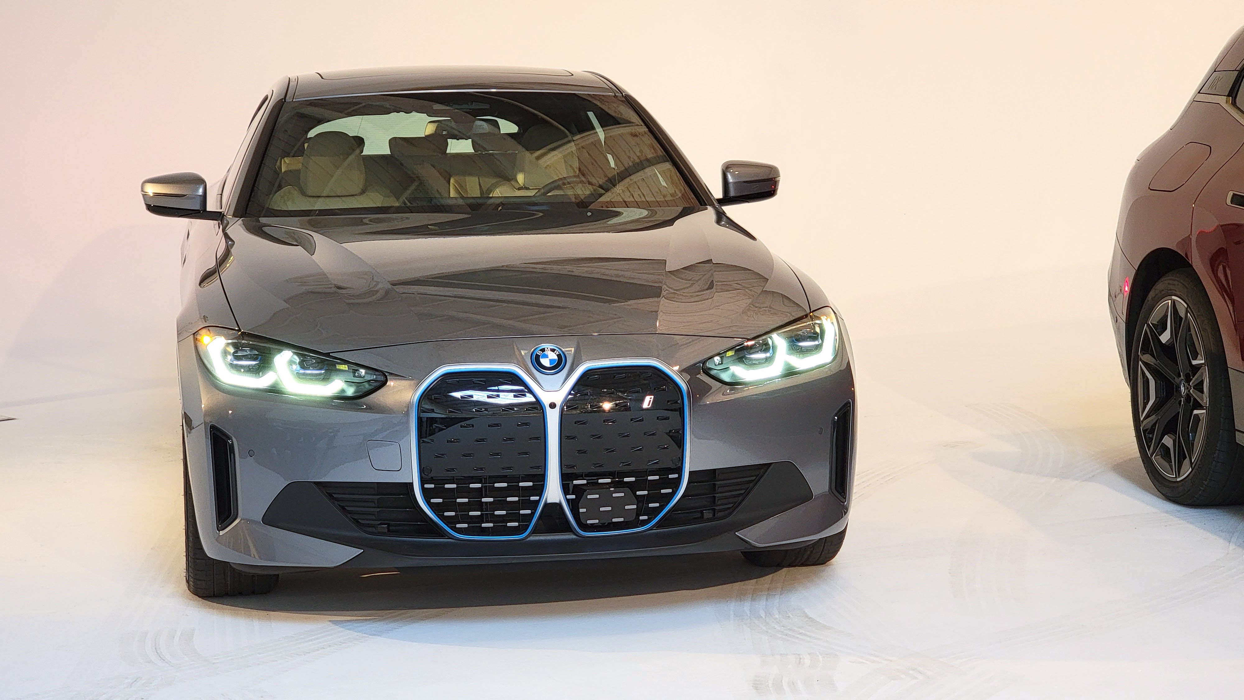 Wallpaper #8QO8ZJMBpyOg8YnEr9cZ185 The Electric BMW I4 and Ix Offer Superb Craftsmanship but Teslas