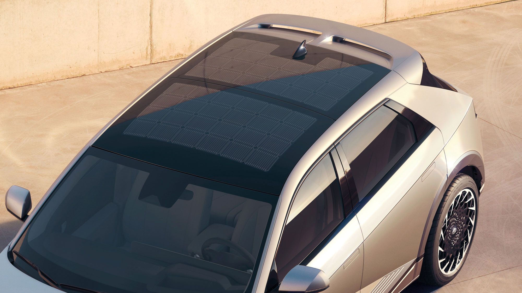 Wallpaper #bBlKEY8BtGB6xQ78cmHu49 Hyundais New Electric Car Has a Solar Panel Roof and Can Charge Other