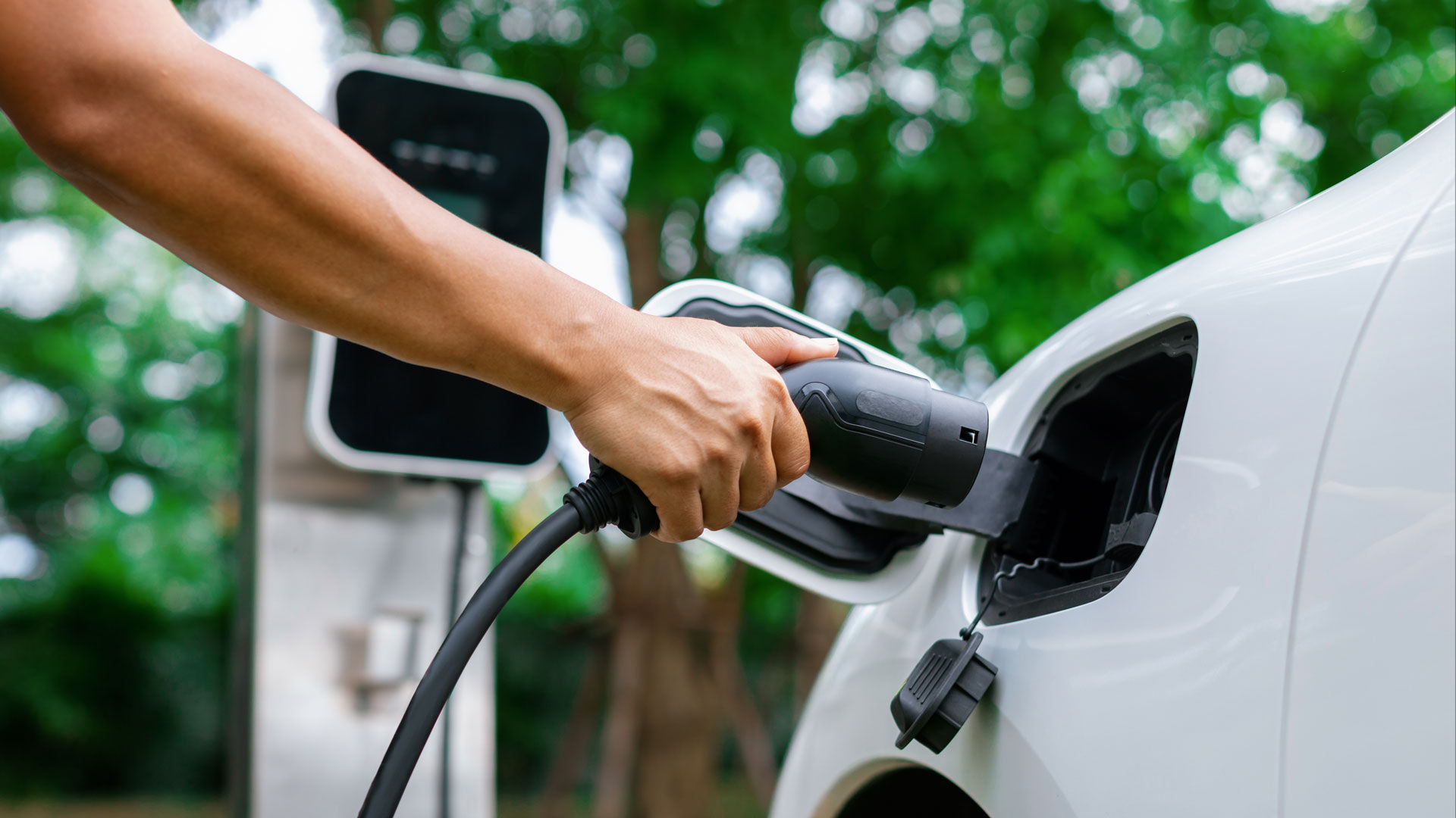 Wallpaper #bDuwbZcBSWmA-tzp0o5q88 Whats in Store for Evs in 2024 Massively Better Charging and Exciting