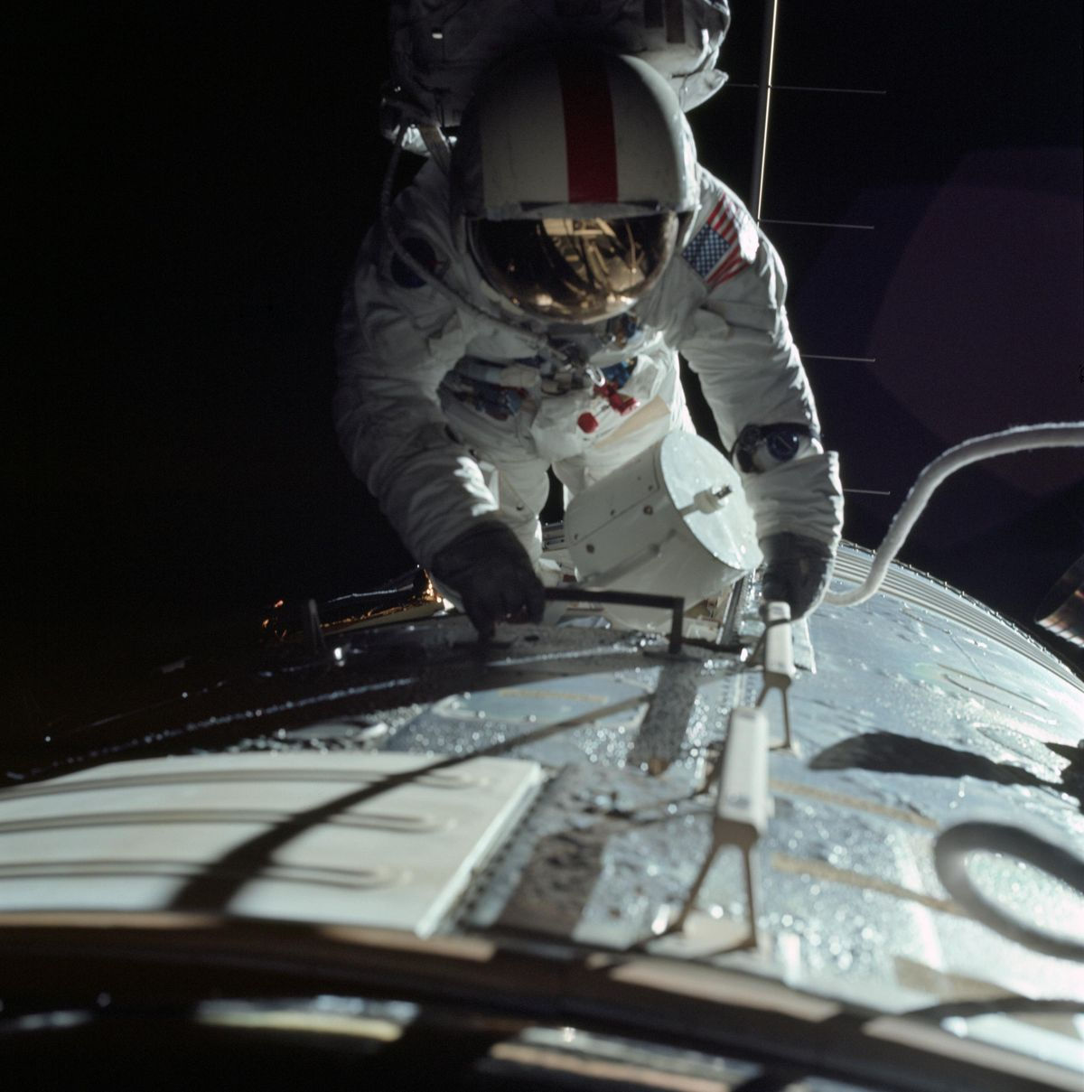 Wallpaper #e2eE_JIBSpphPi3-ZZiW62 How Nasas Apollo Astronauts Went to the Moon Space