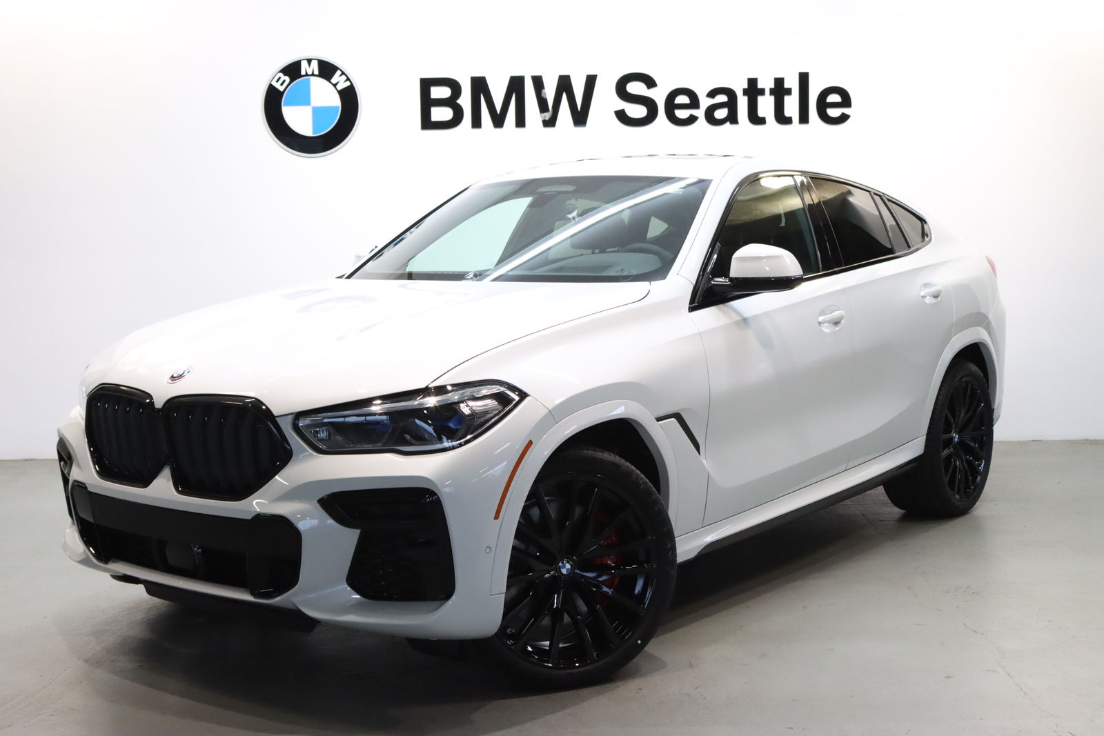 Wallpaper #awN6ZJMBpyOg8YnEwNet130 New 2023 BMW X6 M50i Sports Activity Coupe Sav in Seattle P9p41556